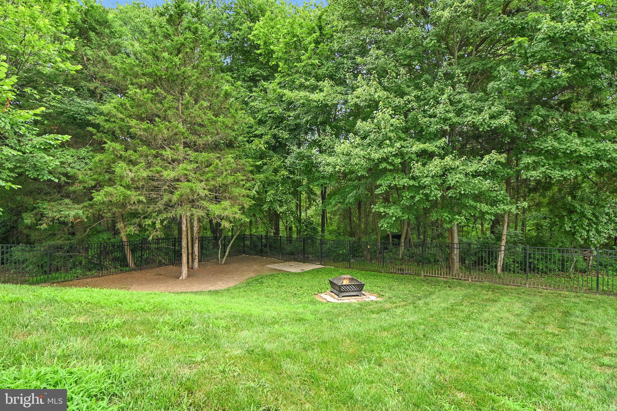 TALL CEDAR ESTATES - Residential