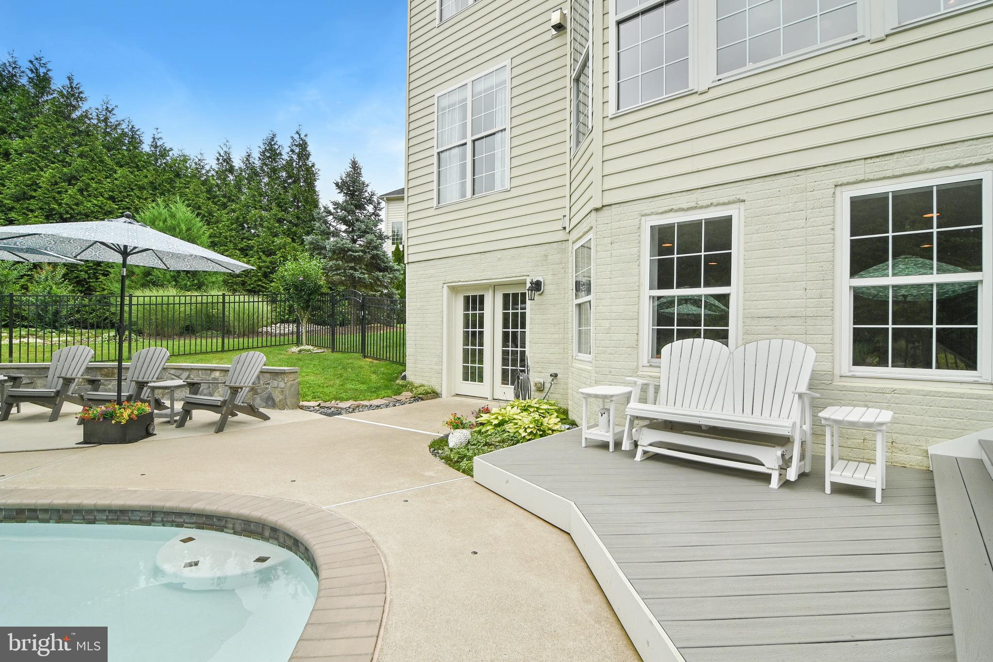 TALL CEDAR ESTATES - Residential