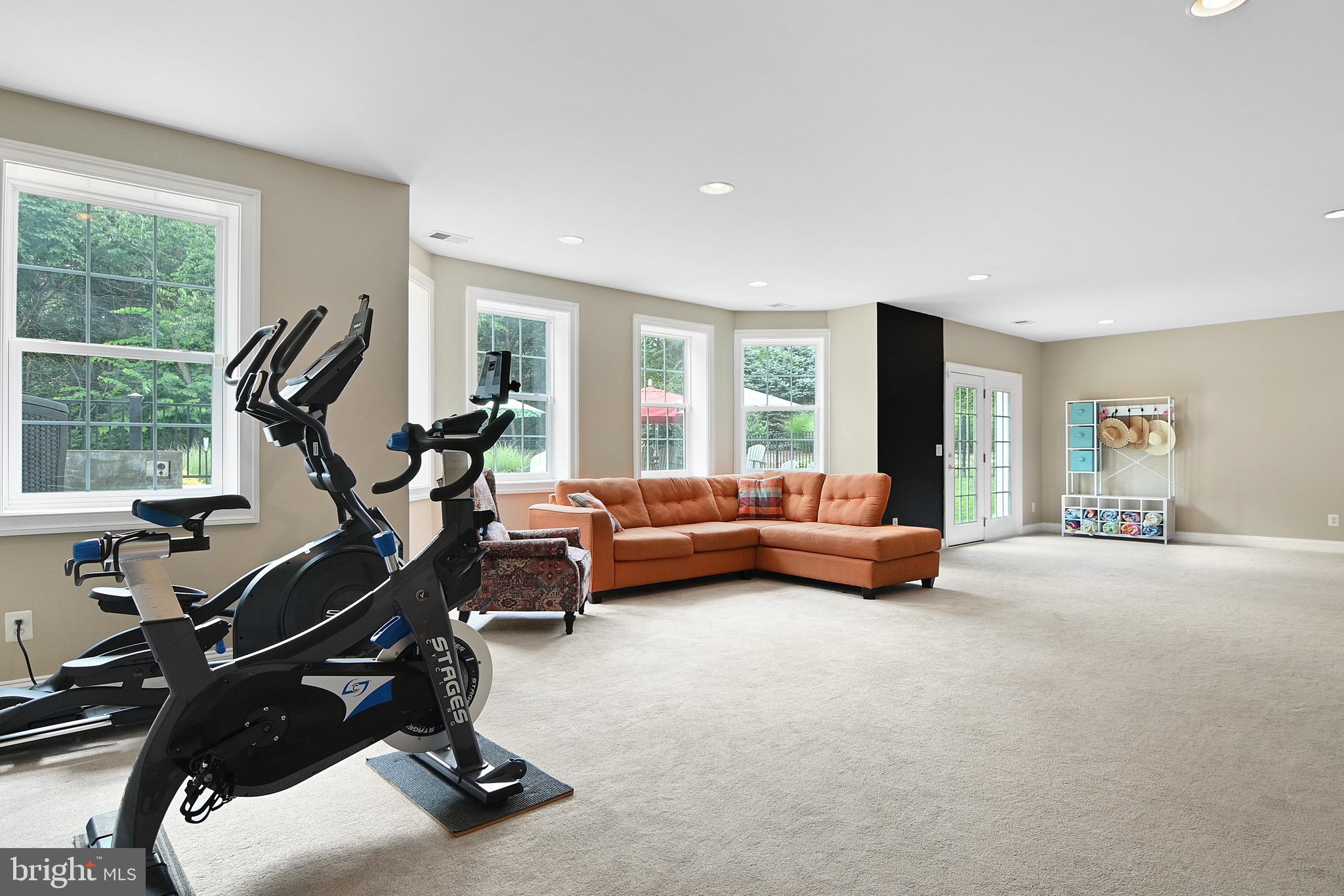 TALL CEDAR ESTATES - Residential