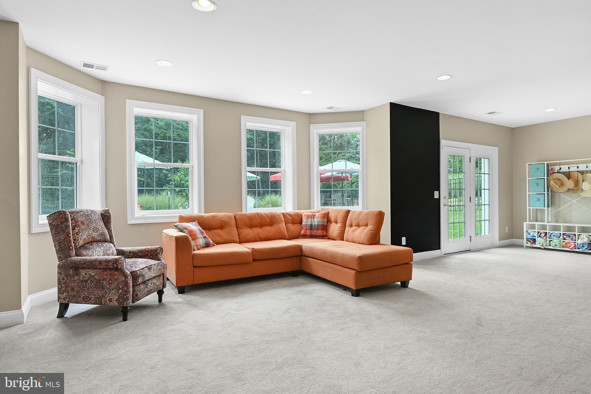 TALL CEDAR ESTATES - Residential