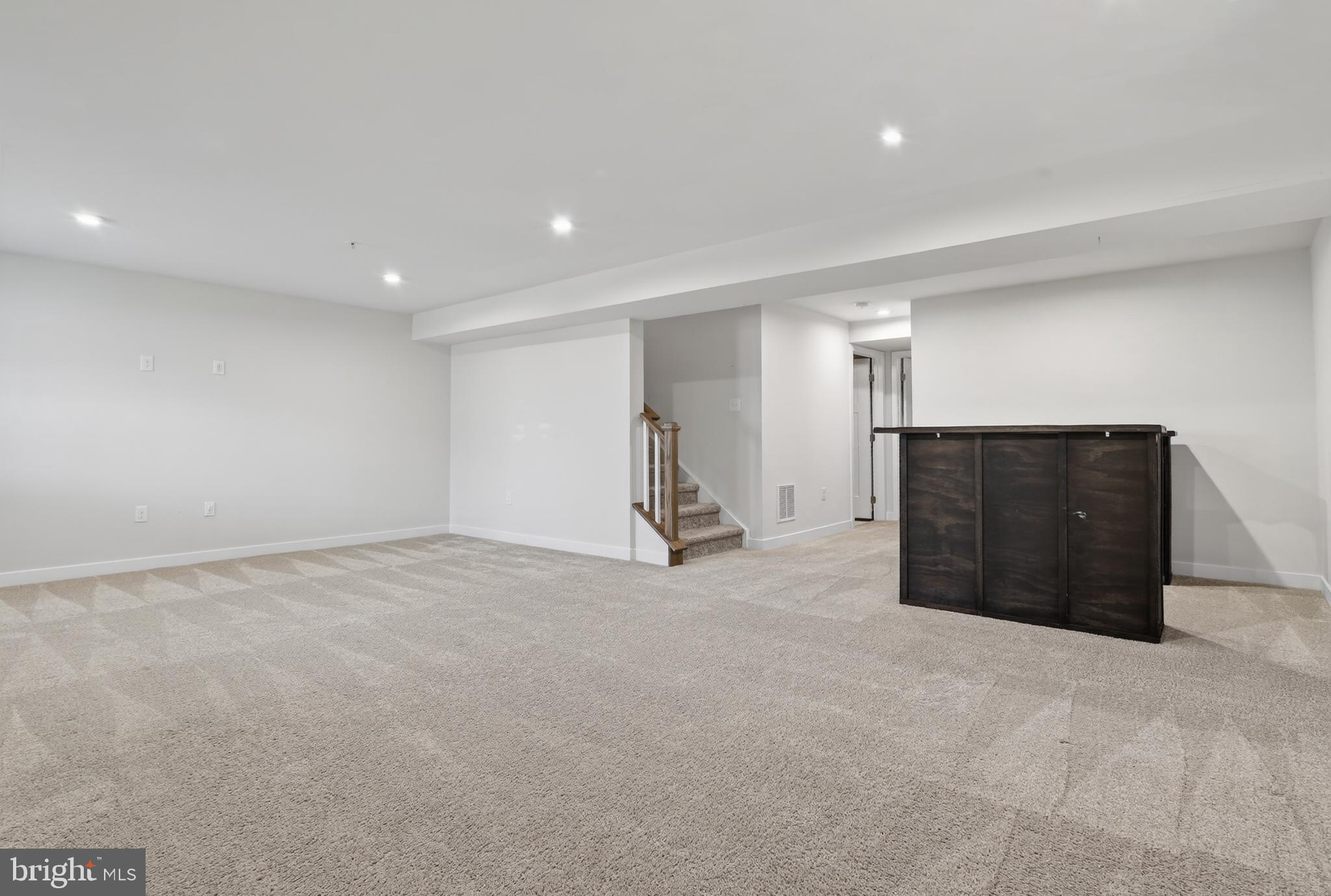 ASHBOURNE MEADOWS - Residential