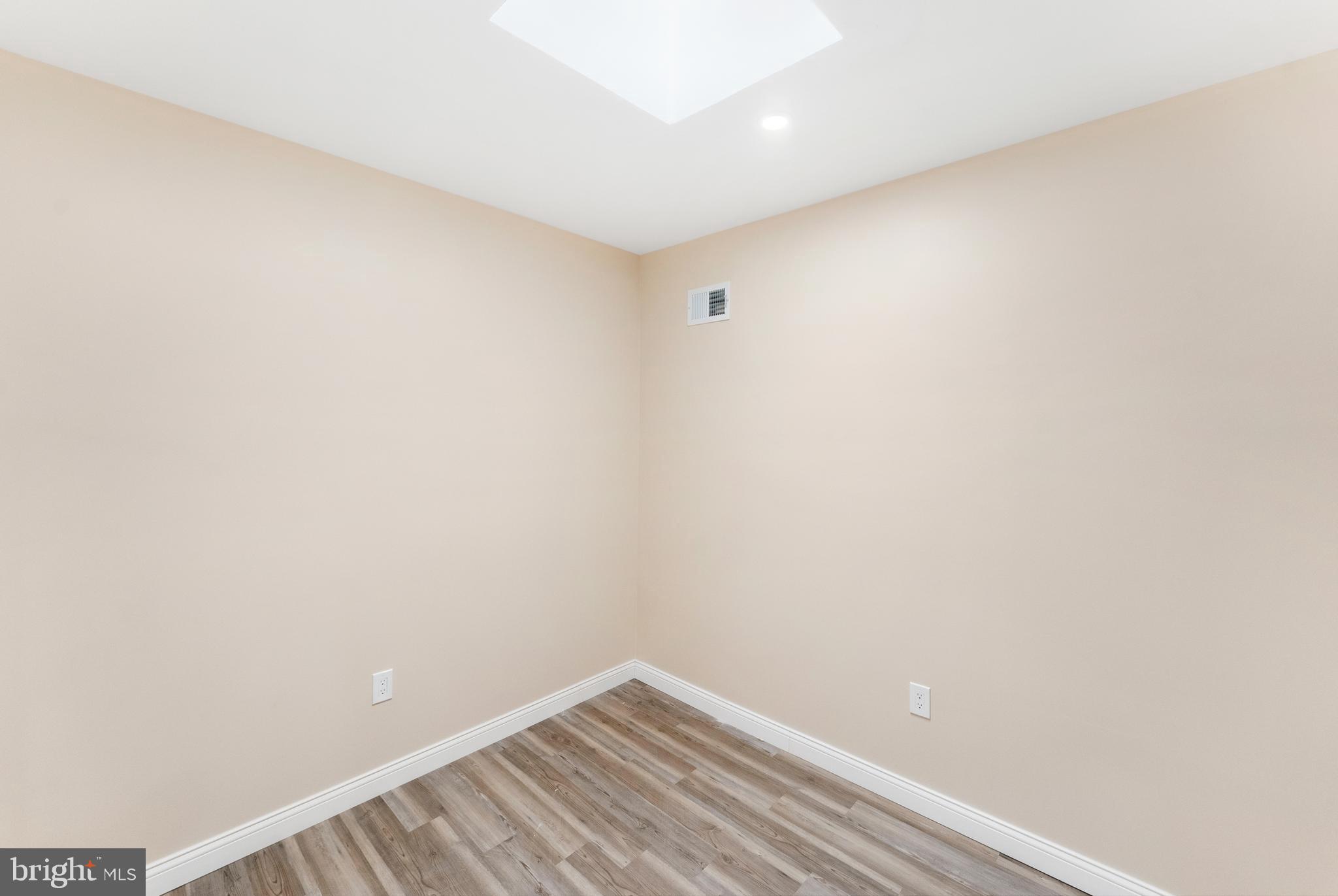 IRVINGTON - Residential