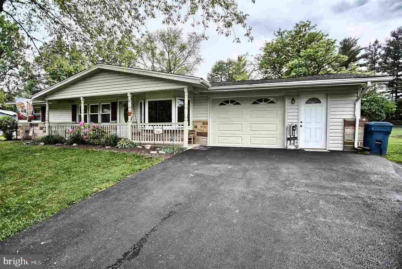 This 3 bdr home is in a great school district and in a quiet neighborhood. The living rm is great for entertaining and has a ton of natural light with the large bay window. There is a kitchen w/ breakfast bar and dining area with access to the patio great for eating outside. Below is a massive lower level family rm which has a wood fire place, closet space and a laundry room. All 3 bdr have ample amount of closet space. Attached to the home is an oversized one car garage. Out back is a large yard and patio.