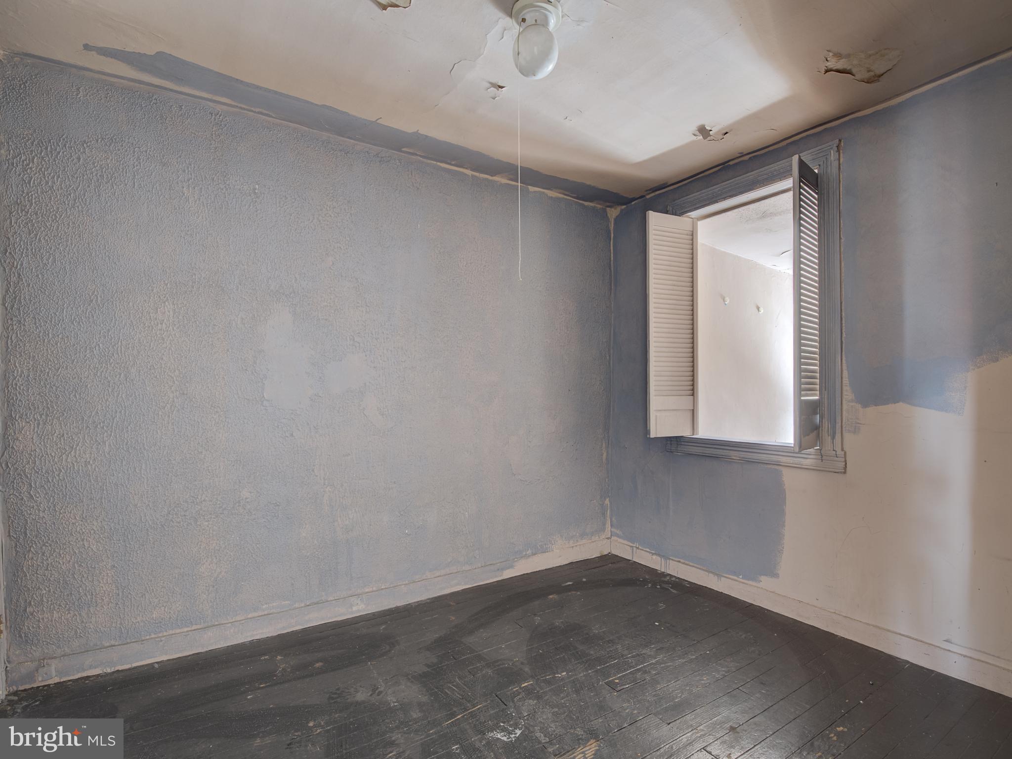 SANDTOWN-WINCHESTER - Residential