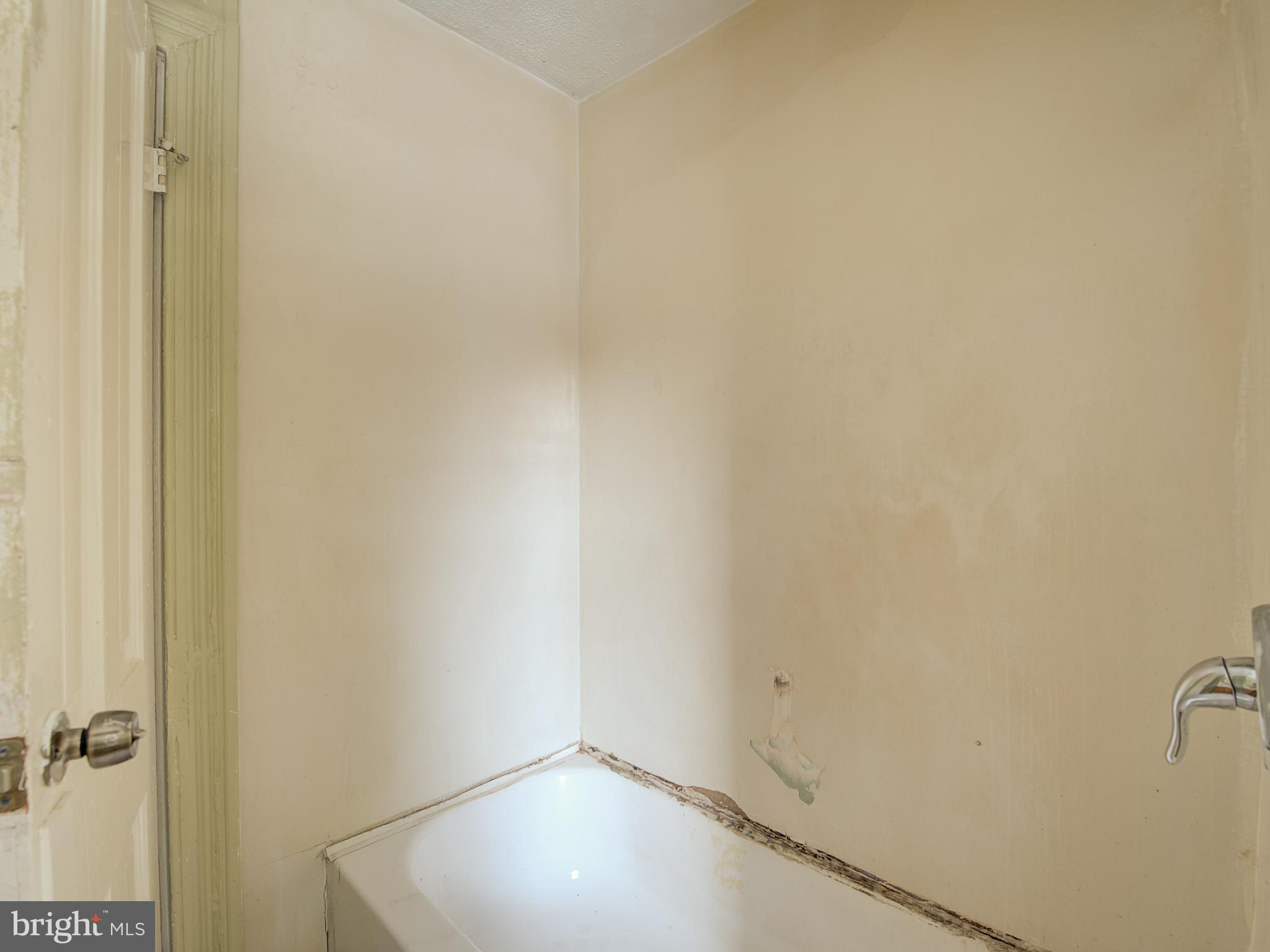 SANDTOWN-WINCHESTER - Residential