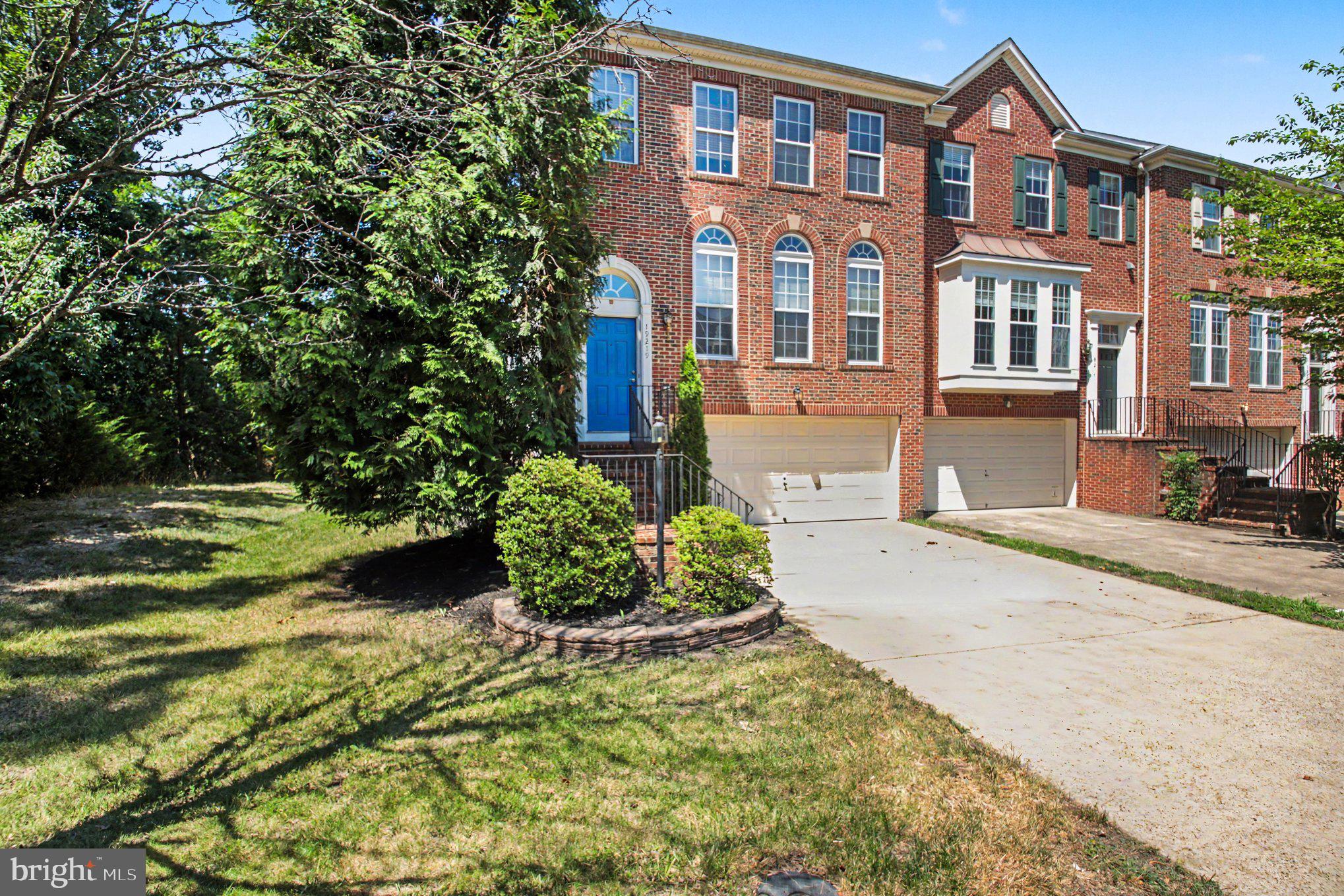 LANSDOWNE ON THE POTOMAC - Residential