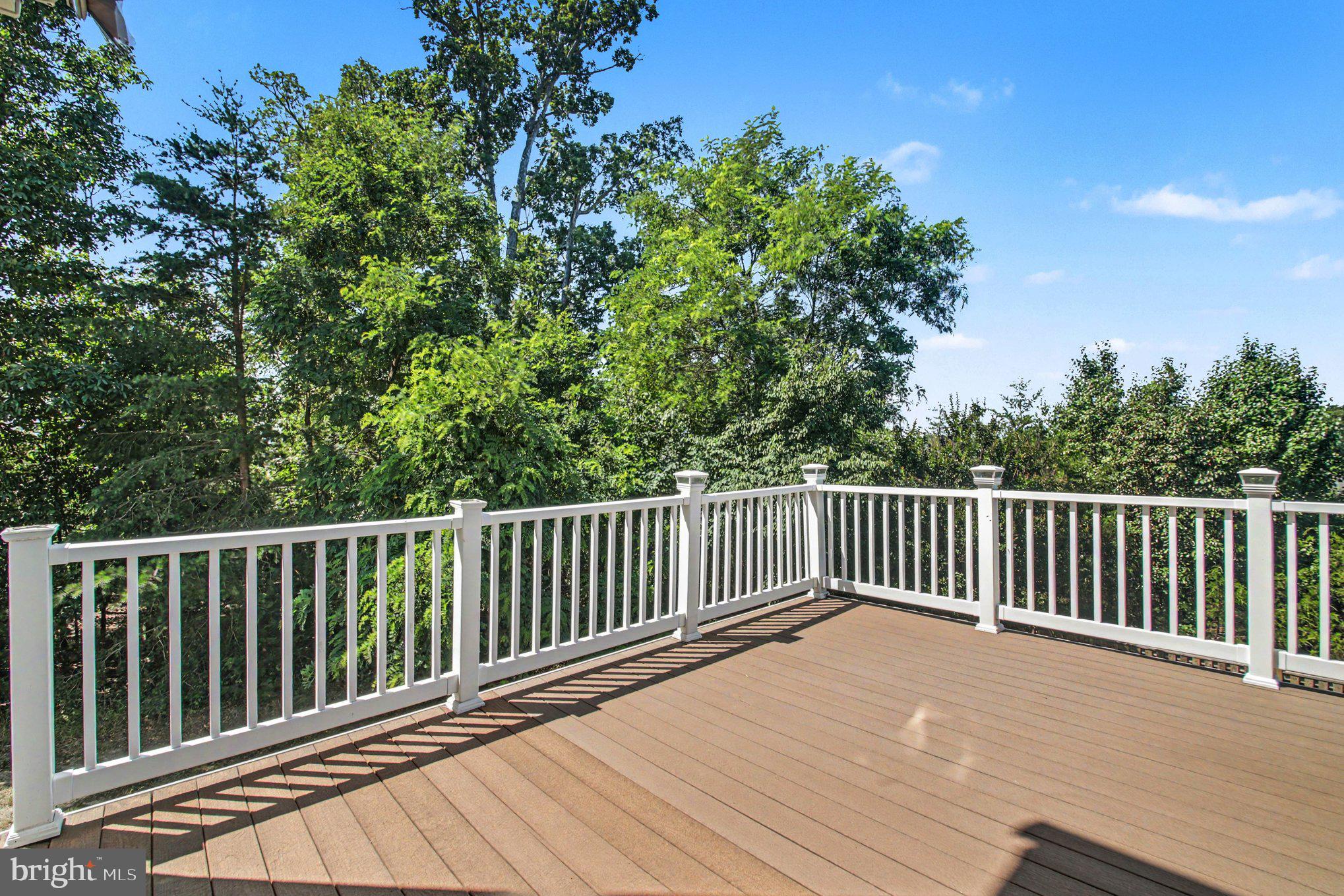 LANSDOWNE ON THE POTOMAC - Residential