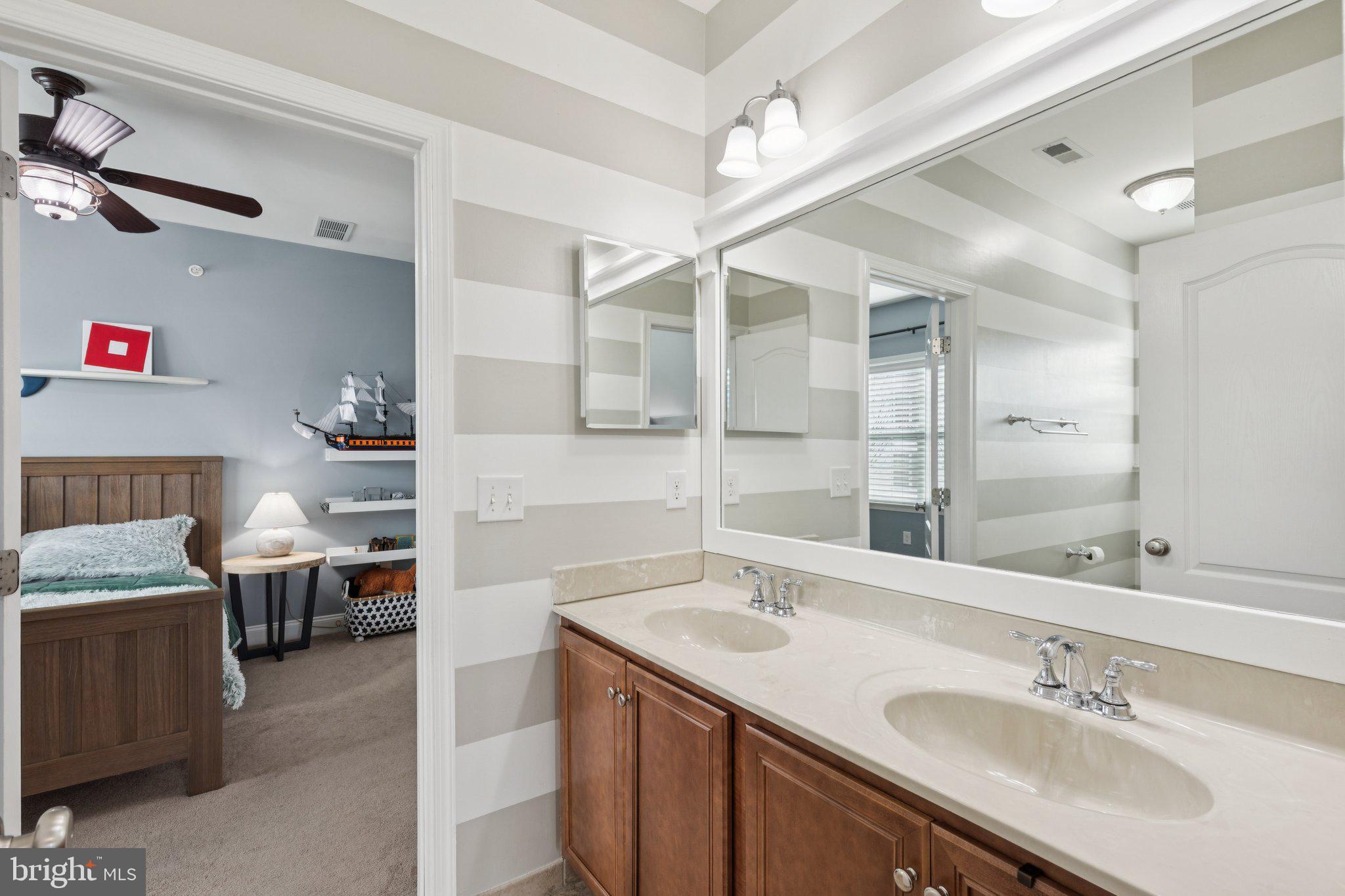 WARRINGTON GLEN - Residential