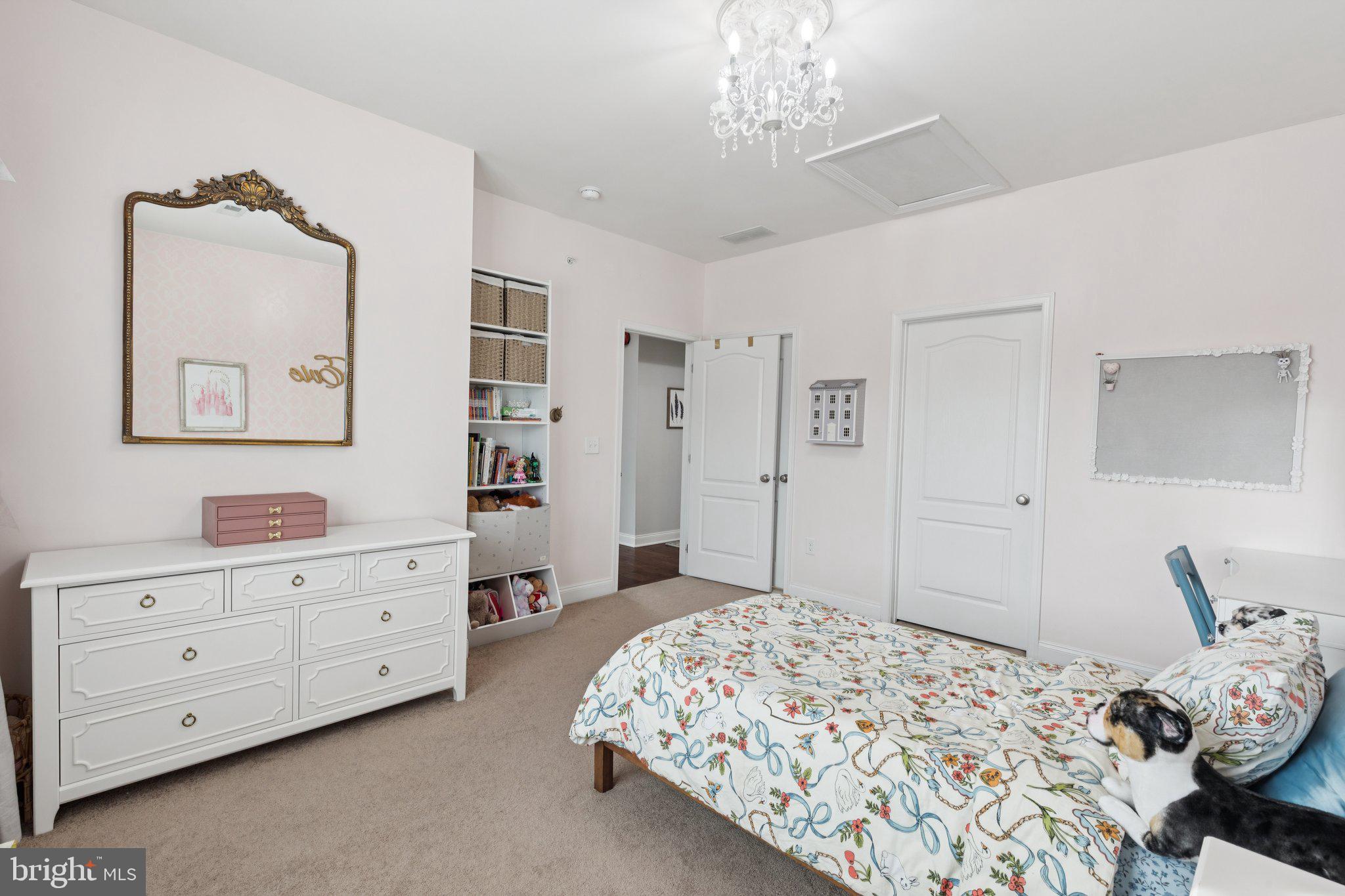 WARRINGTON GLEN - Residential