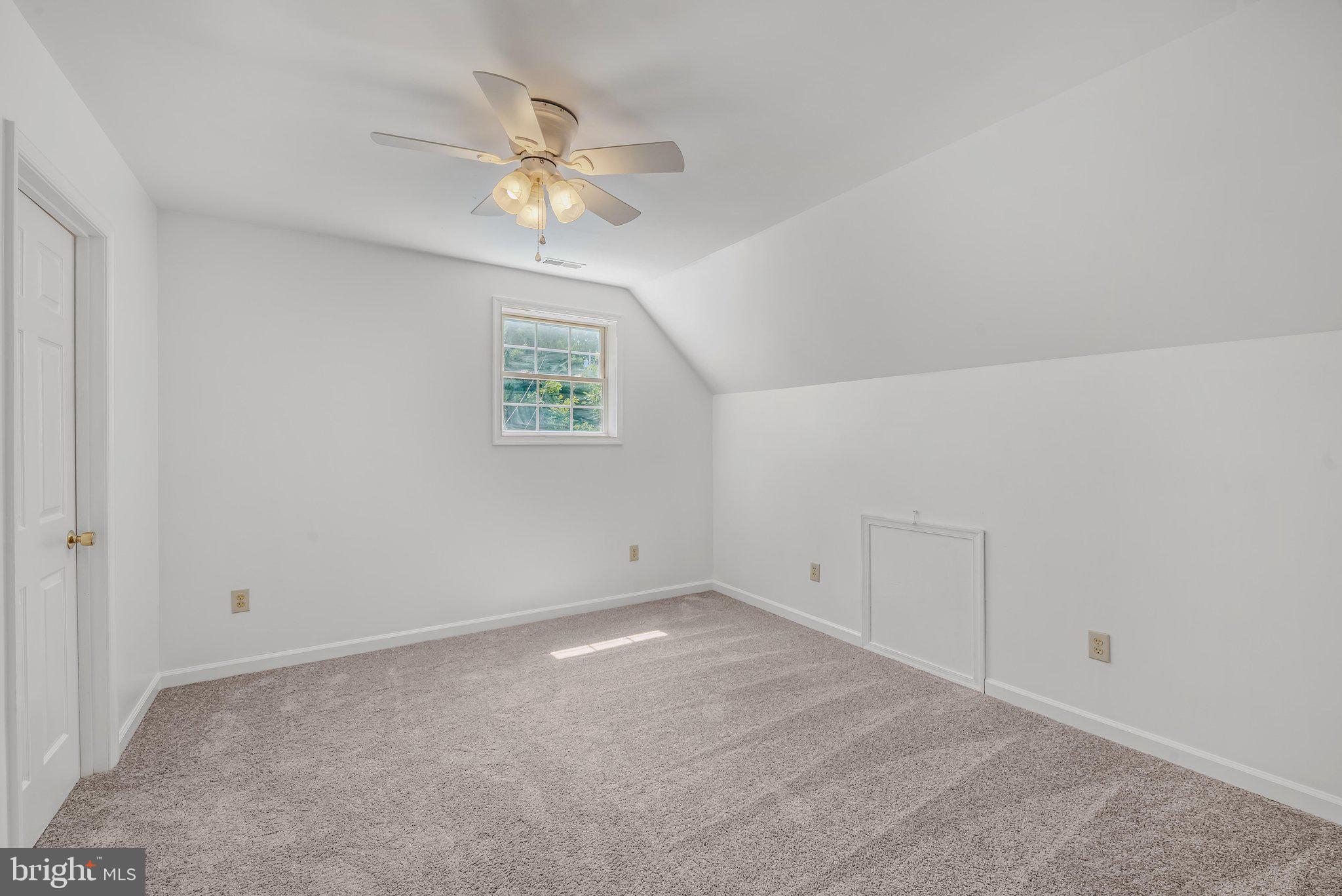 MEADOWS OF WOODBRIER - Residential