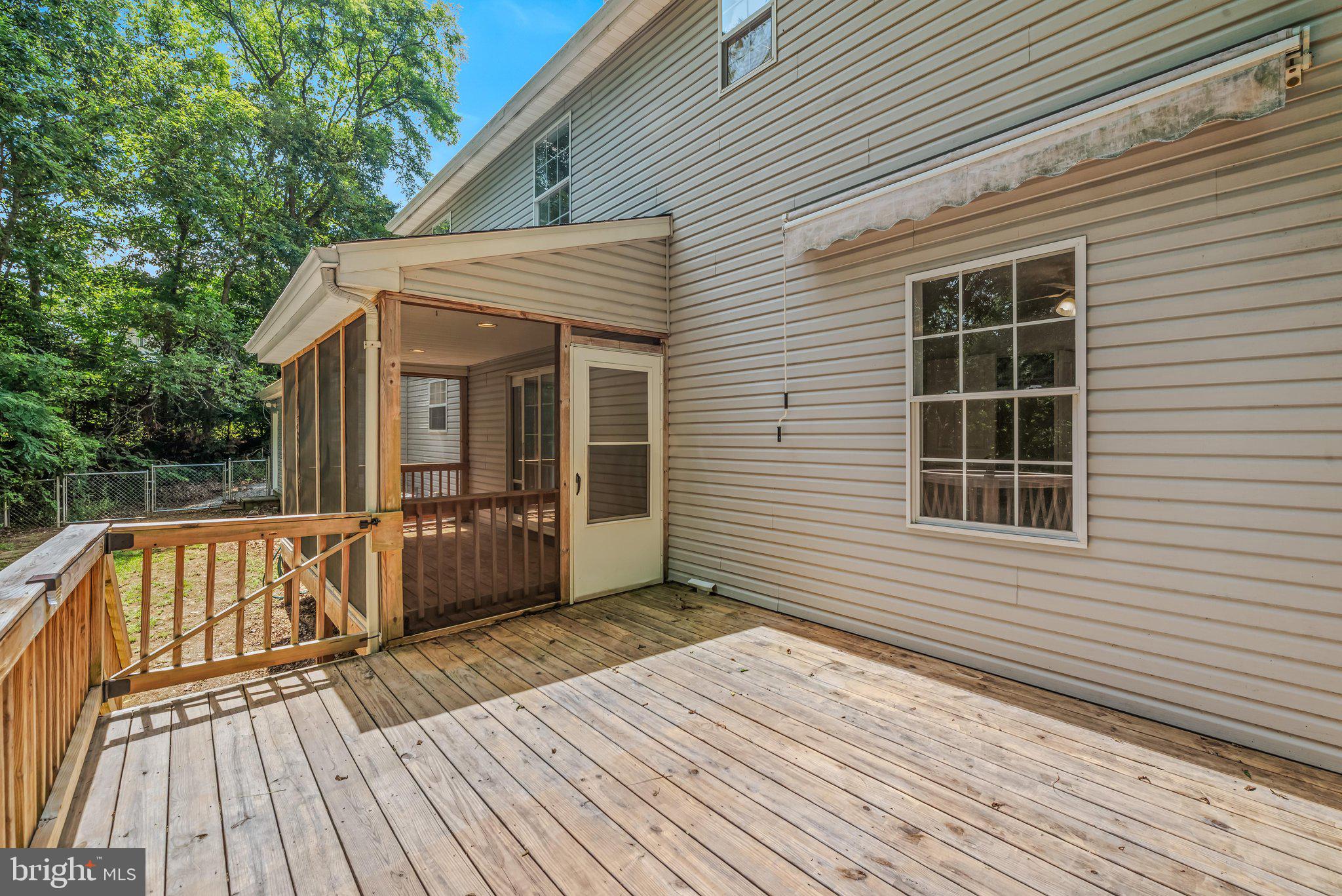MEADOWS OF WOODBRIER - Residential