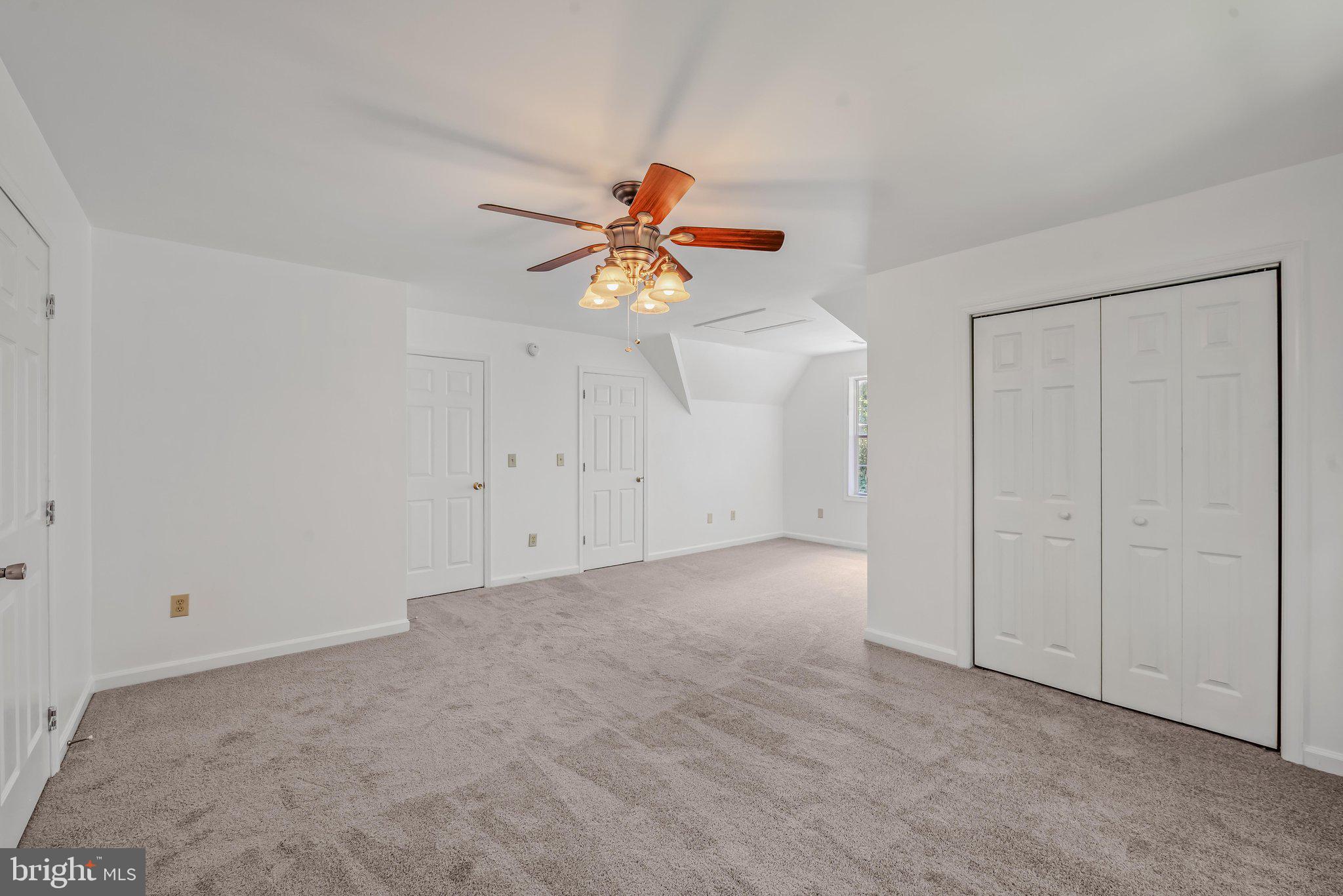 MEADOWS OF WOODBRIER - Residential