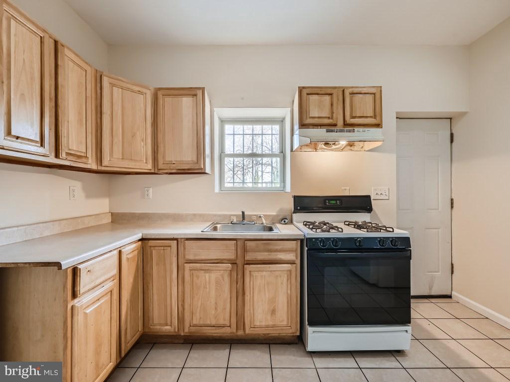 MILTON-MONTFORD - Residential