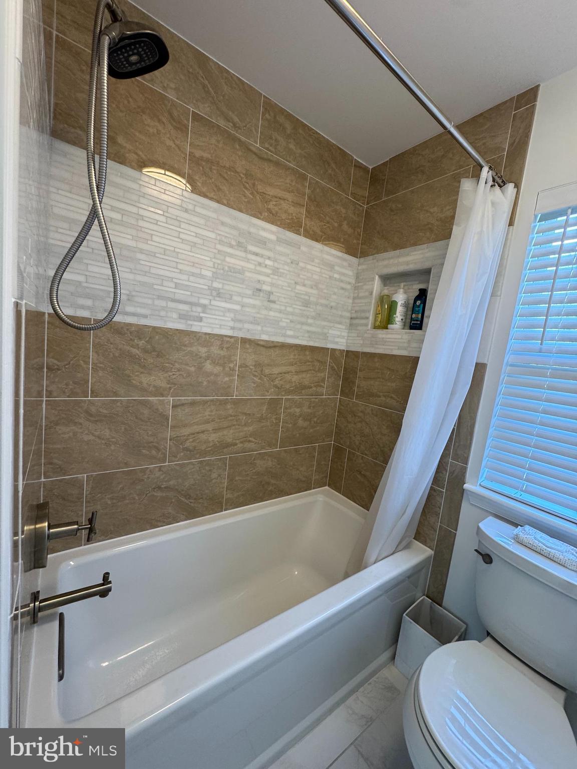 WOODSYDE ESTATES - Residential