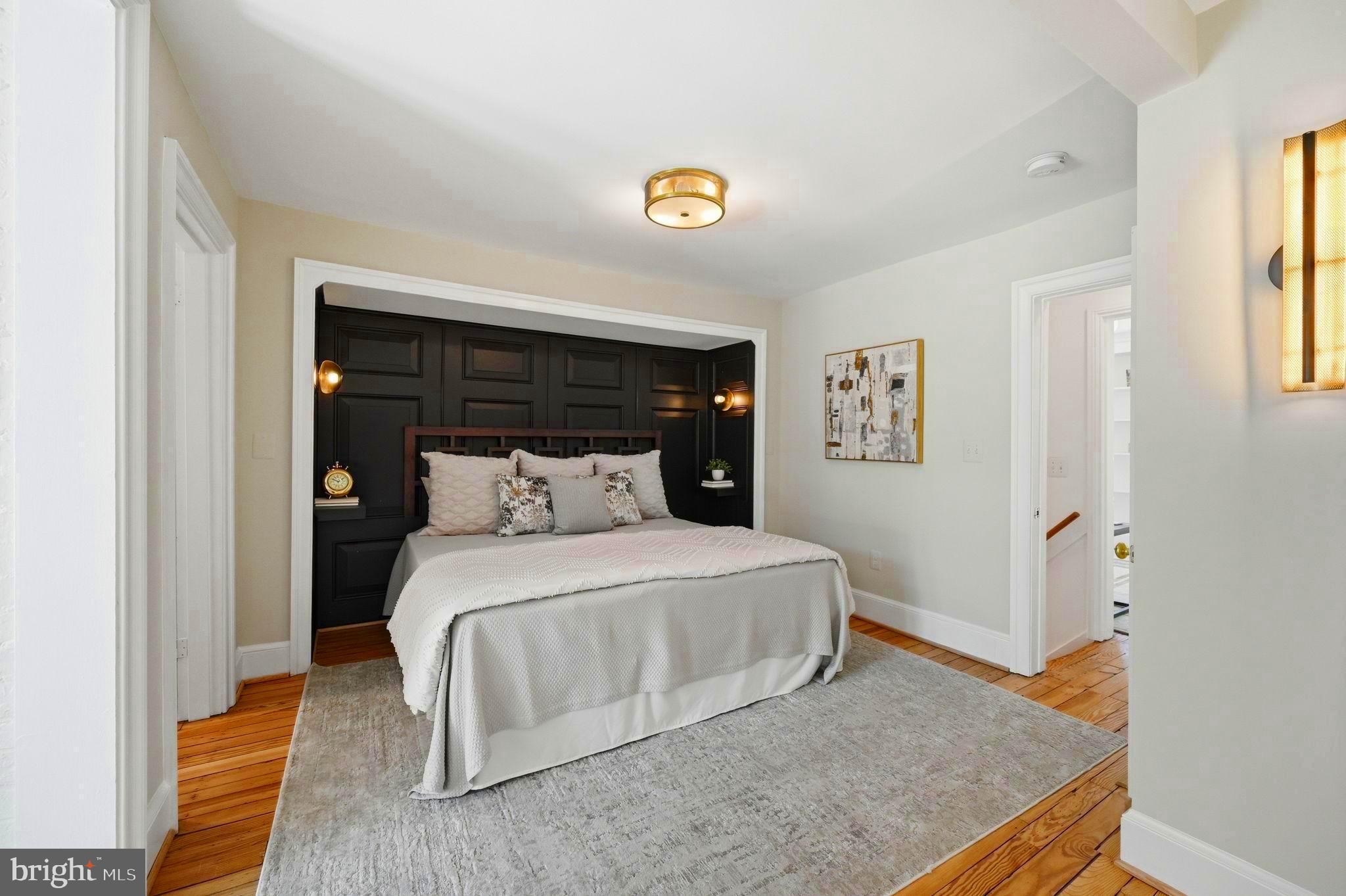OLD TOWN ALEXANDRIA - Residential