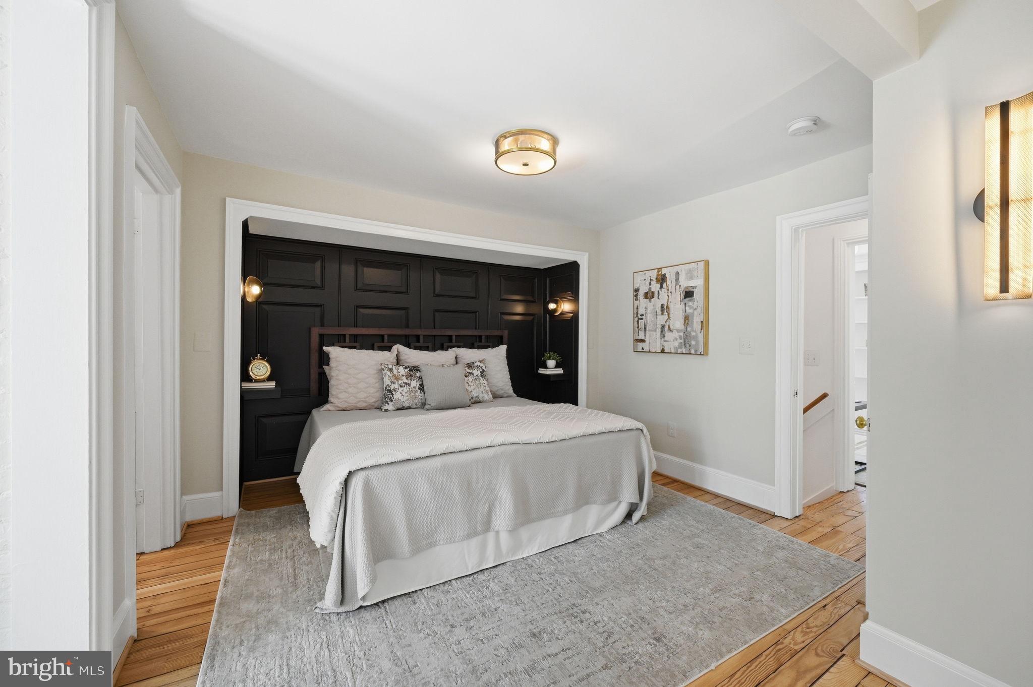 OLD TOWN ALEXANDRIA - Residential