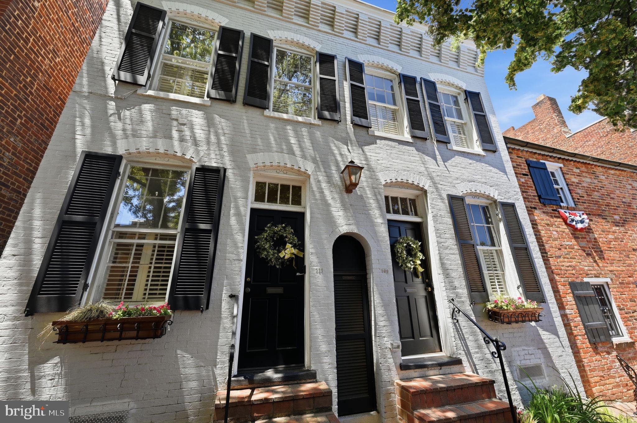 OLD TOWN ALEXANDRIA - Residential