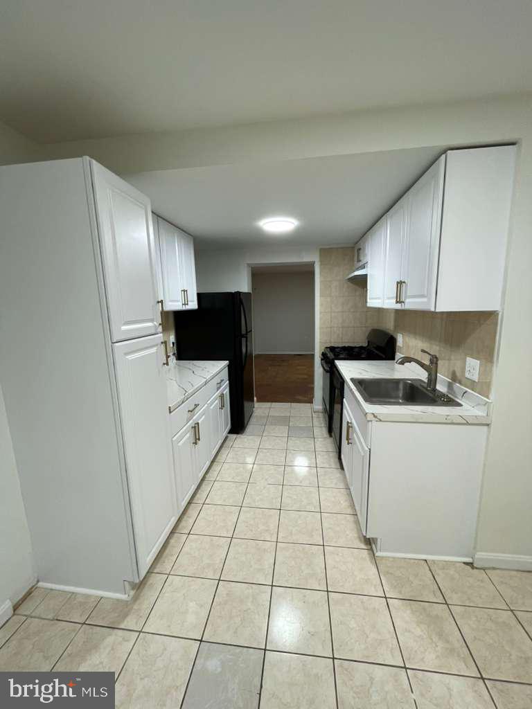 BURNT MILLS TOWNHOUSES - Residential