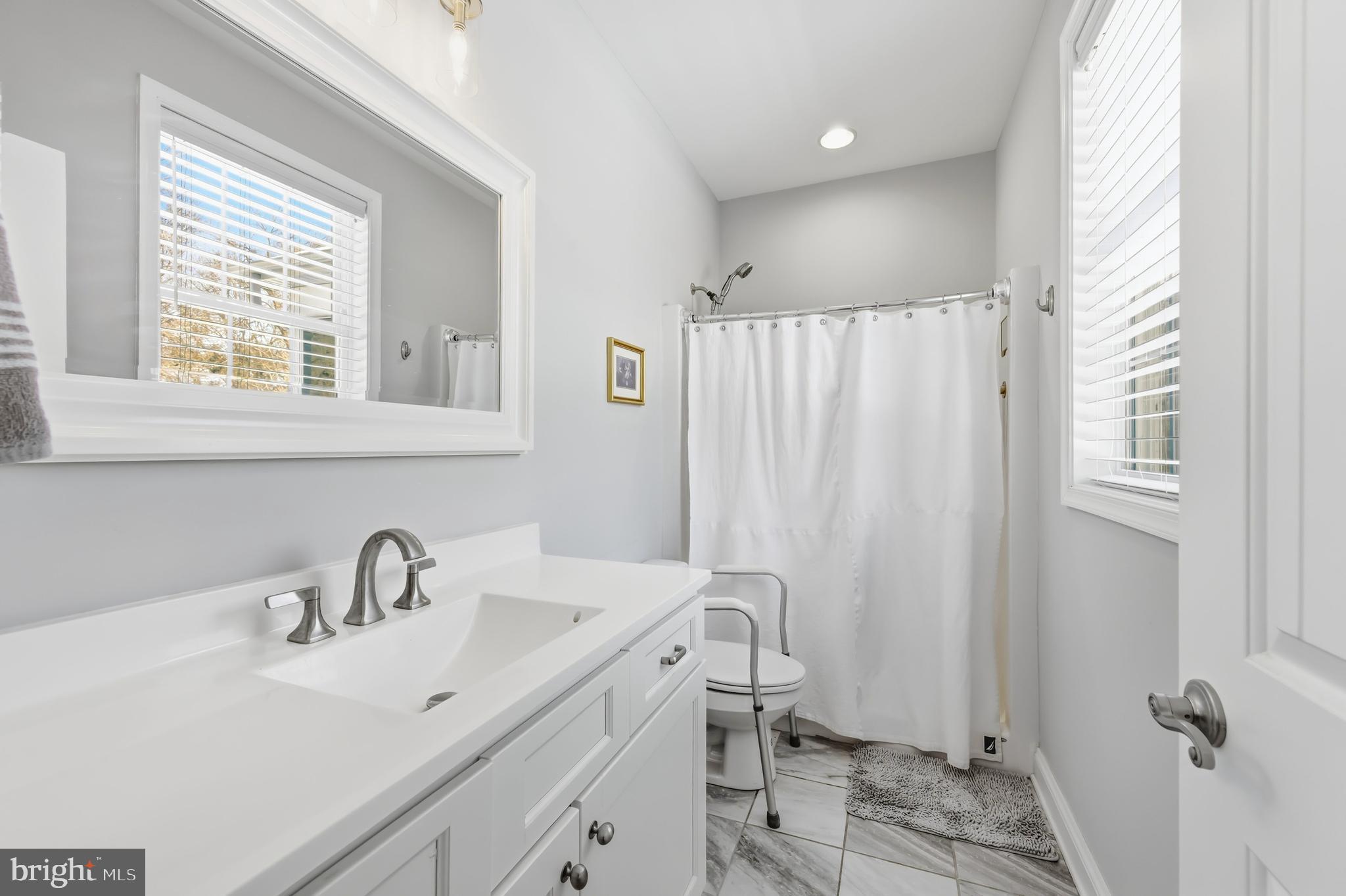 CHESAPEAKE LANDING - Residential
