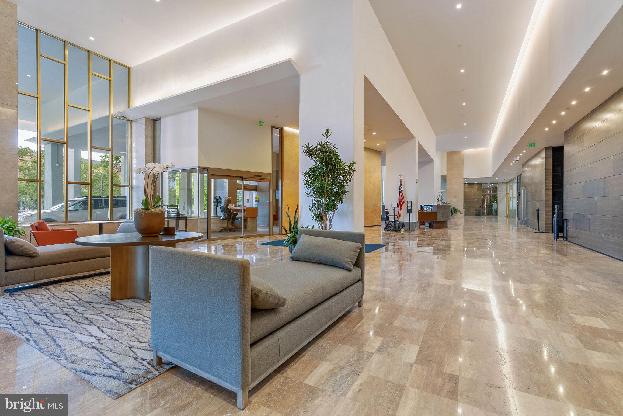 ART MUSEUM AREA - Residential
