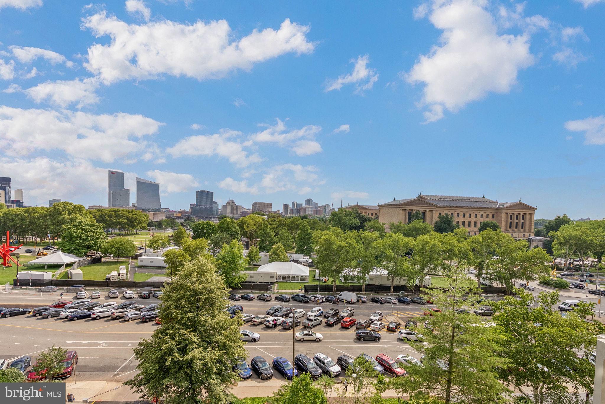 ART MUSEUM AREA - Residential