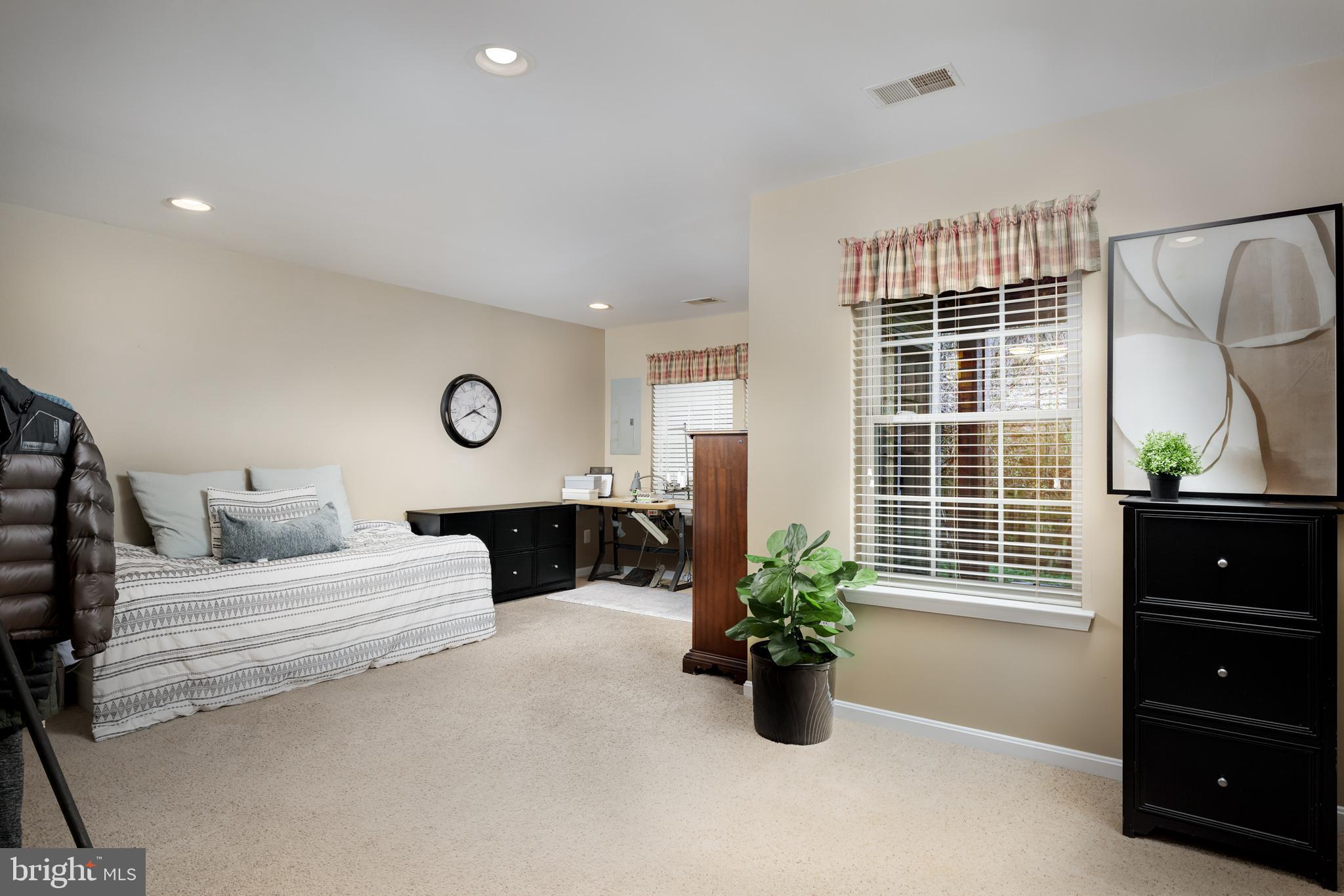 EDWARDS LANDING - Residential