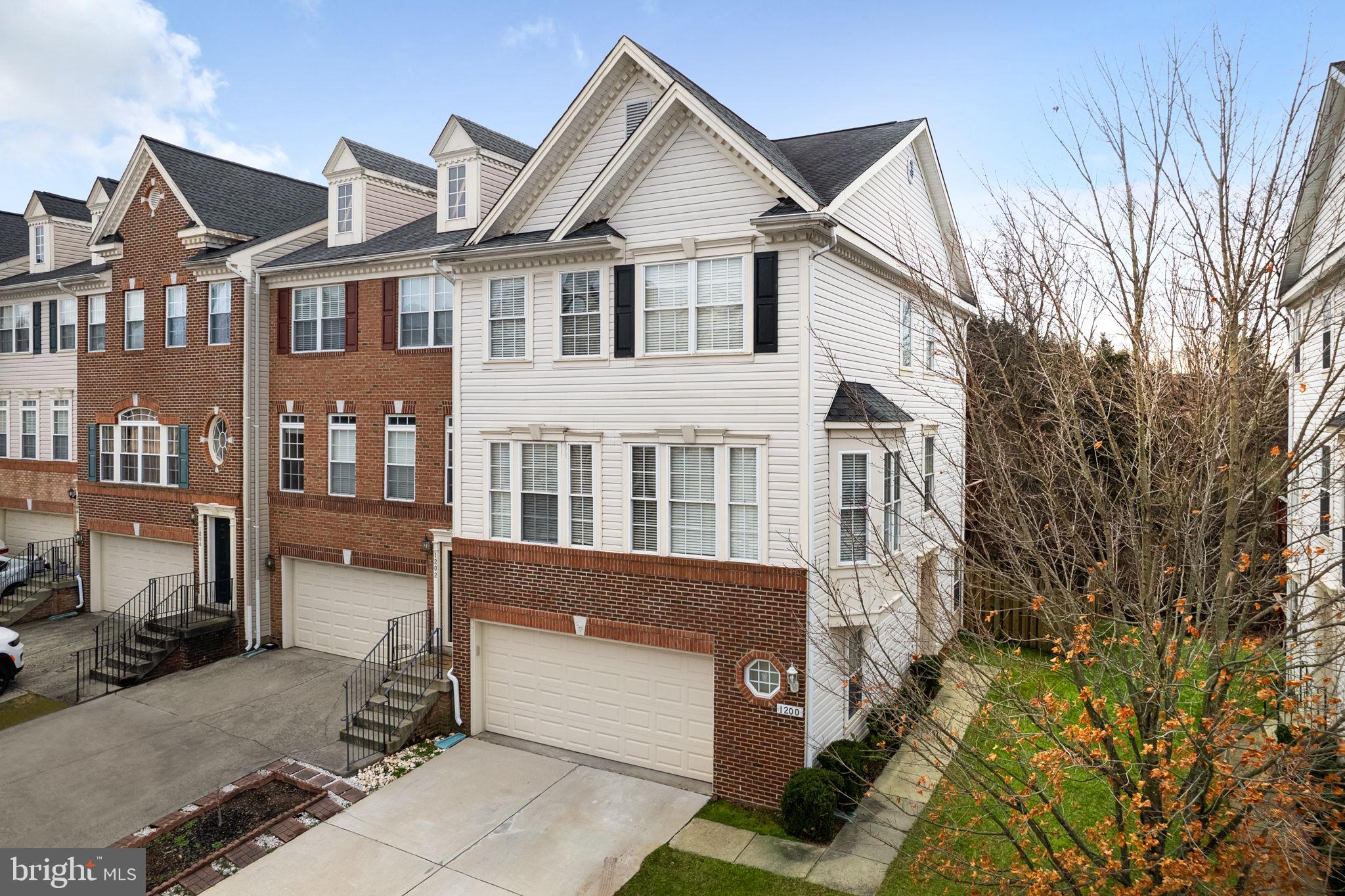 EDWARDS LANDING - Residential