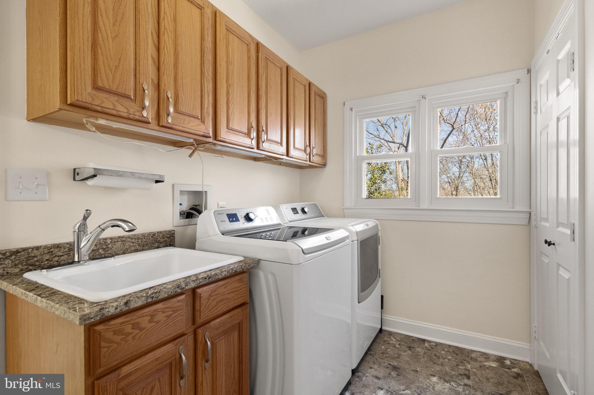 BUSH HILL WOODS - Residential