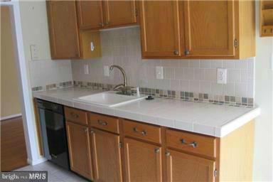 HOMELAND VILLAGE - Residential Lease