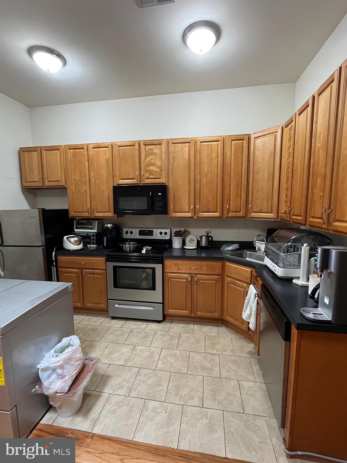WEST POWELTON - Commercial Sale
