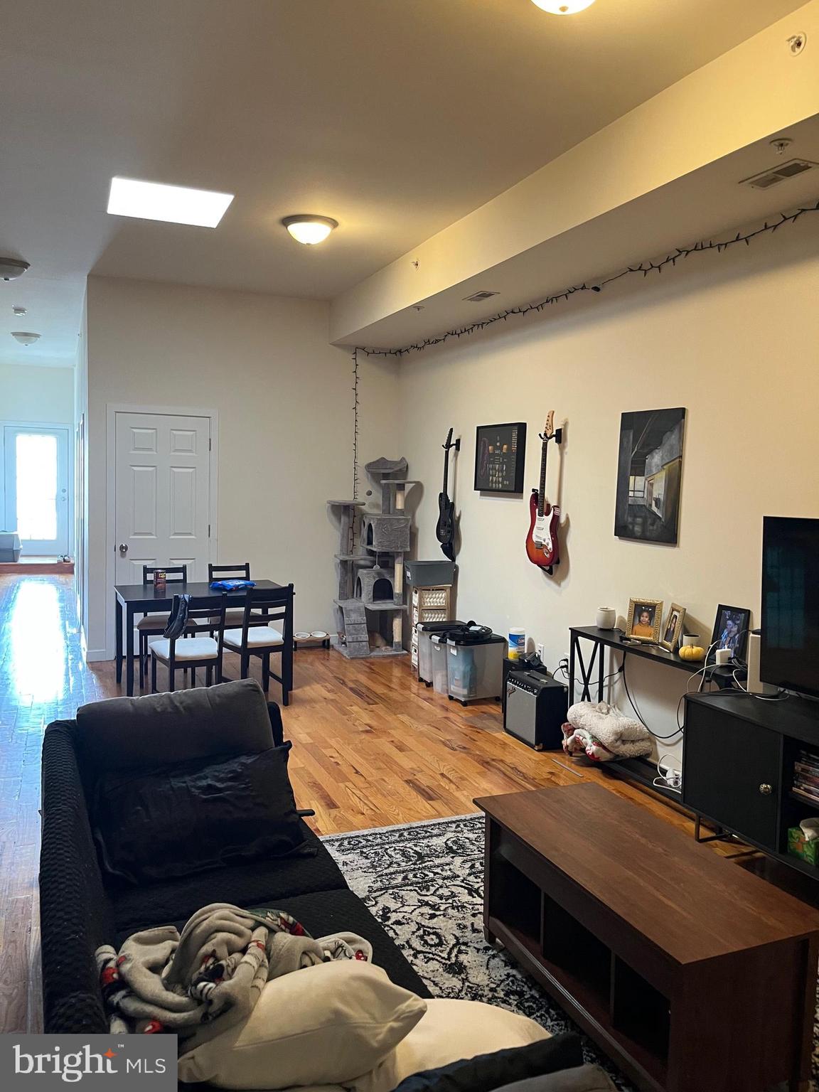 WEST POWELTON - Commercial Sale