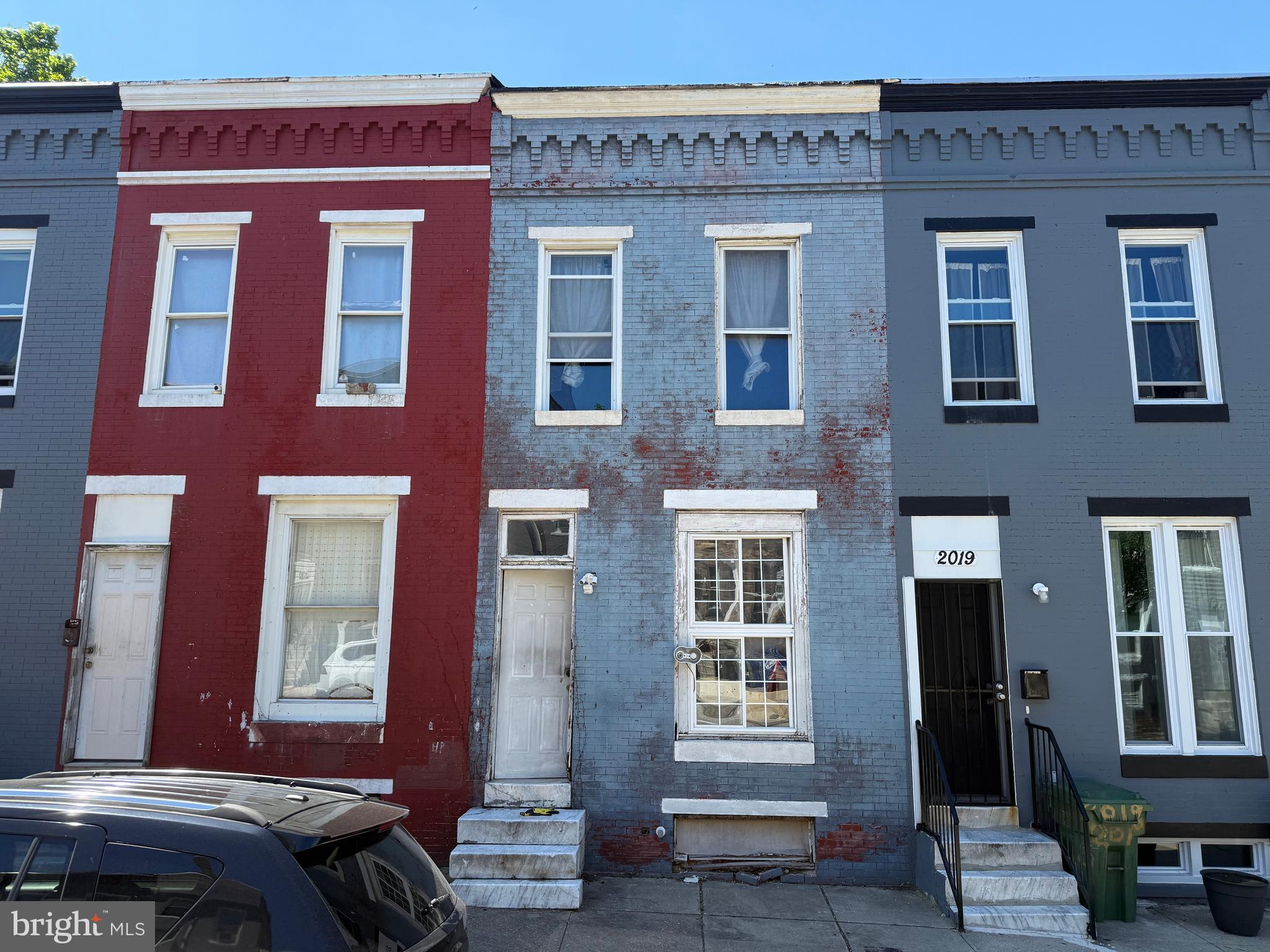 HOLLINS MARKET - Residential