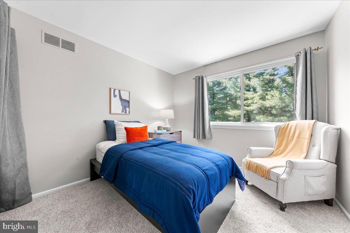 TOWER HILL - Residential