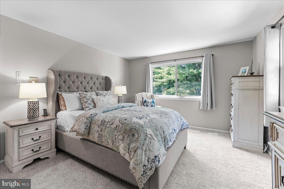 TOWER HILL - Residential