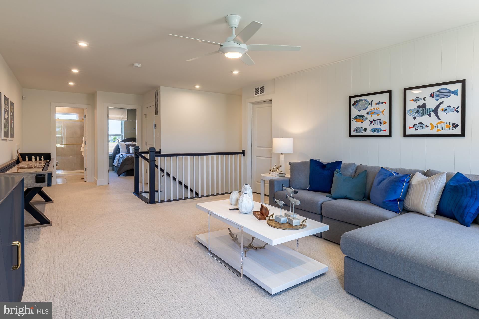 SYCAMORE CHASE - Residential
