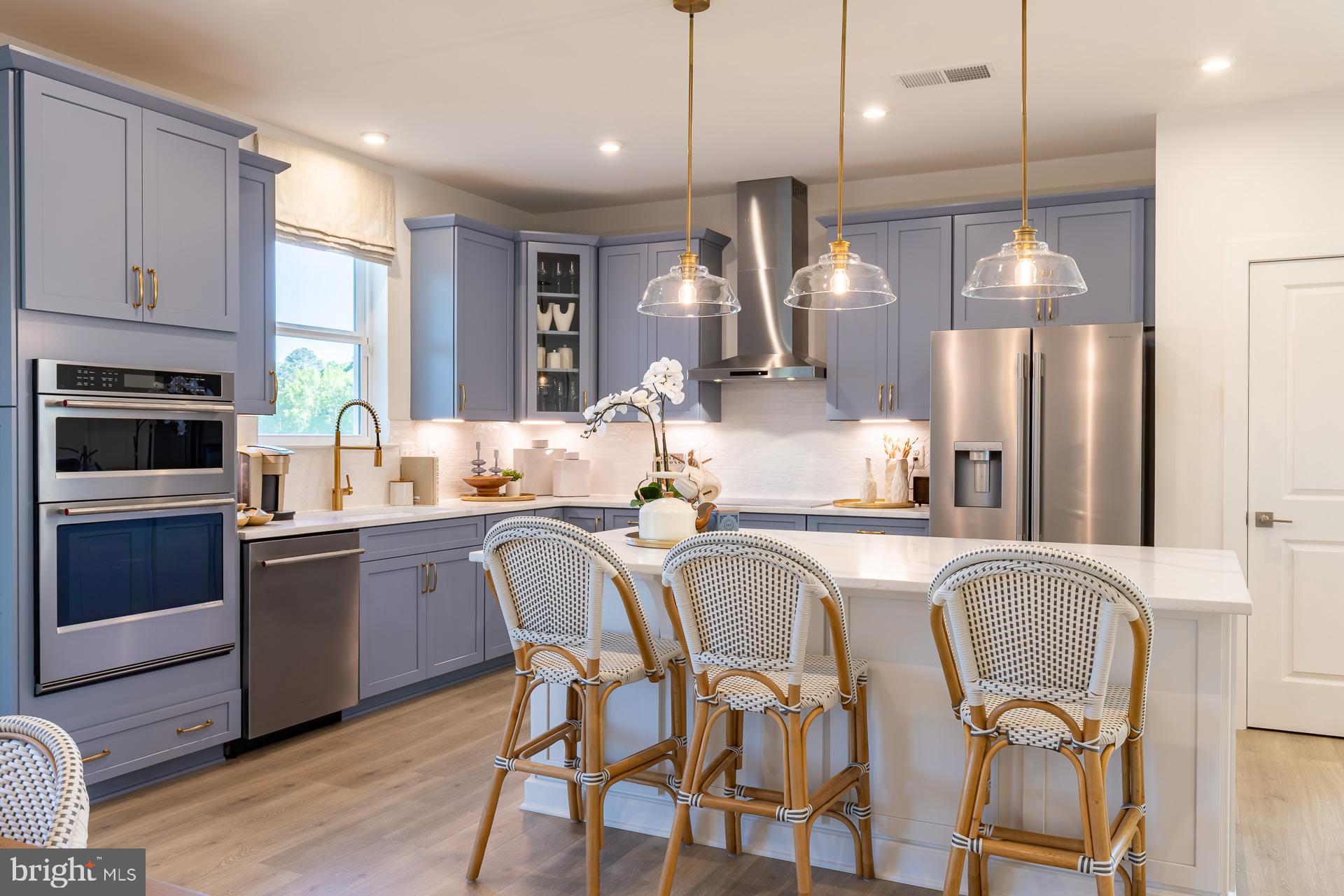 SYCAMORE CHASE - Residential