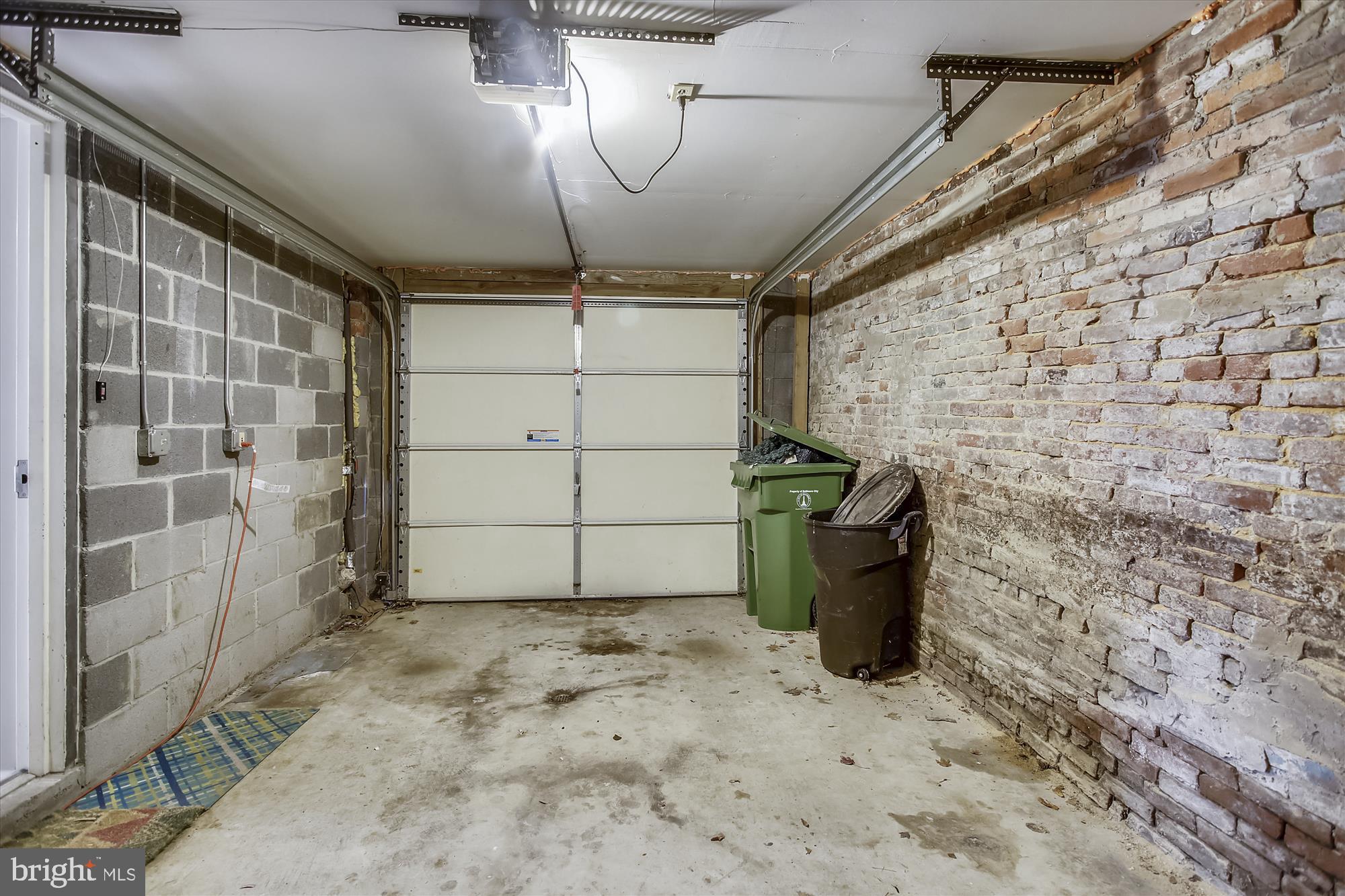 SETON HILL - Residential Lease