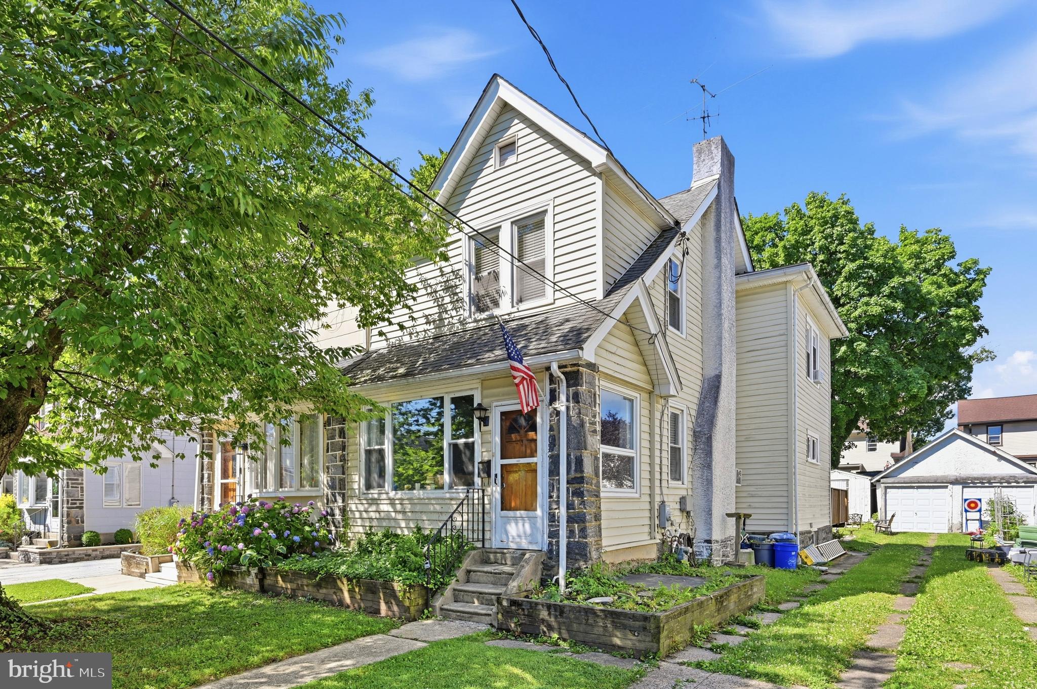 Welcome to 152 Shelbourne Road, a charming 3-bedroom, 2-bath stone Colonial located on a quiet street in the heart of Havertown. Filled with natural light and classic character, this well-maintained home offers comfortable living spaces, a functional layout, and the flexibility of living in one of the areas most desired suburbs. The home features an open layout and beautiful backyard patio, creating the perfect setting for relaxing or entertaining outdoors. Conveniently located within the award-winning Haverford Township School District and just minutes from parks, shopping, dining, and major commuter routes, this is an excellent opportunity to own in one of Delaware County's most sought-after communities.