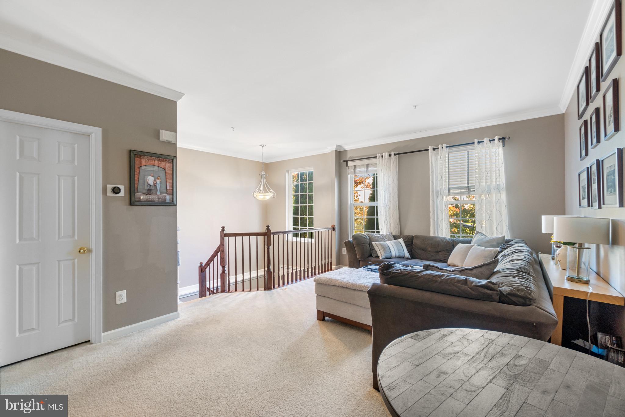 EATON SQUARE - Residential