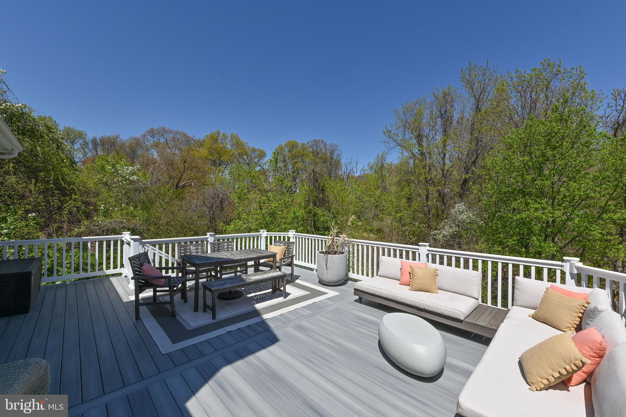 FISHING CREEK FARM - Residential