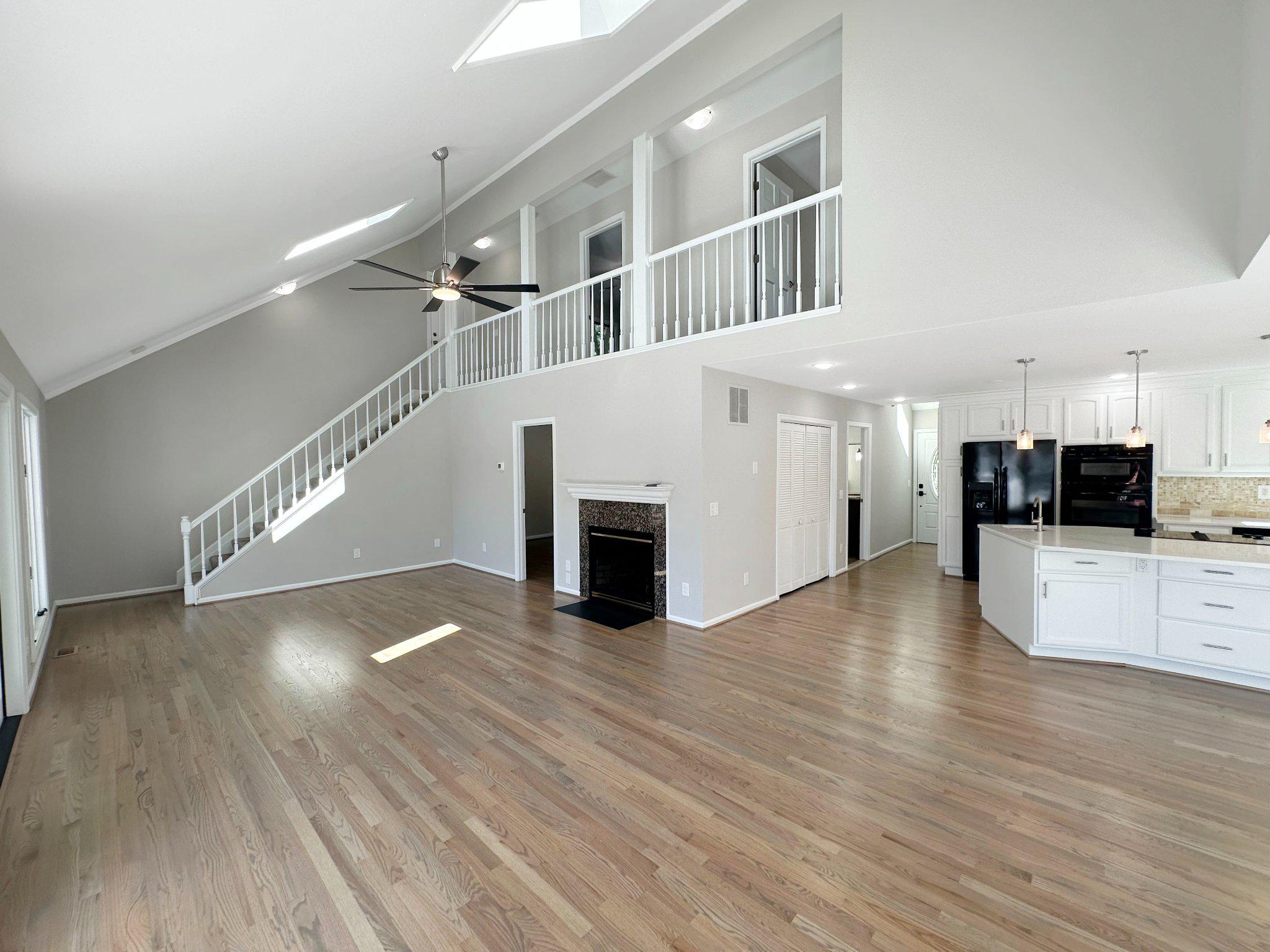 AVALON SHORES - Residential