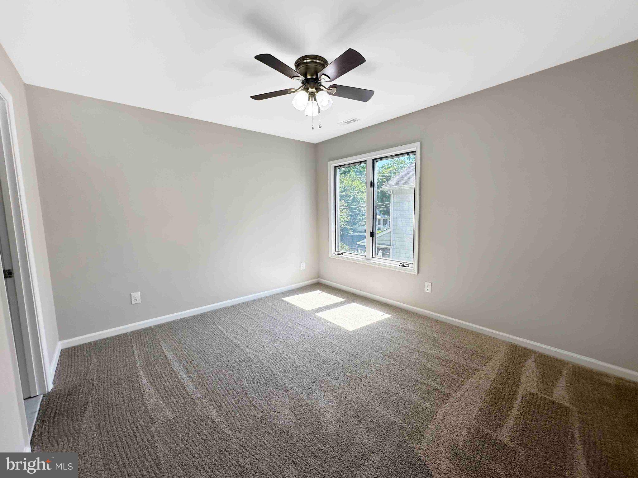 AVALON SHORES - Residential