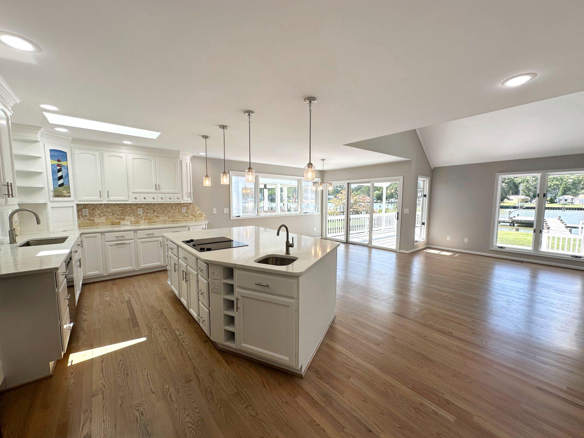 AVALON SHORES - Residential