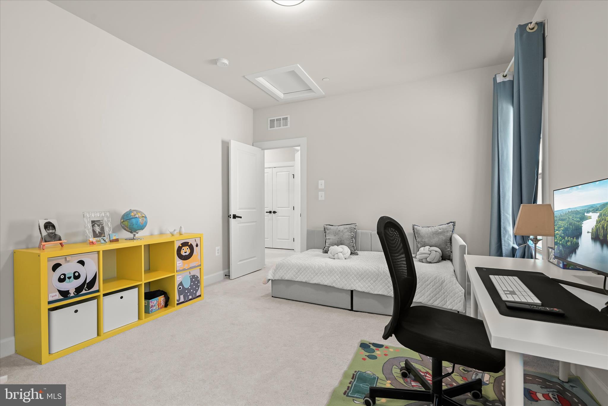 CEDAR CREEK - Residential