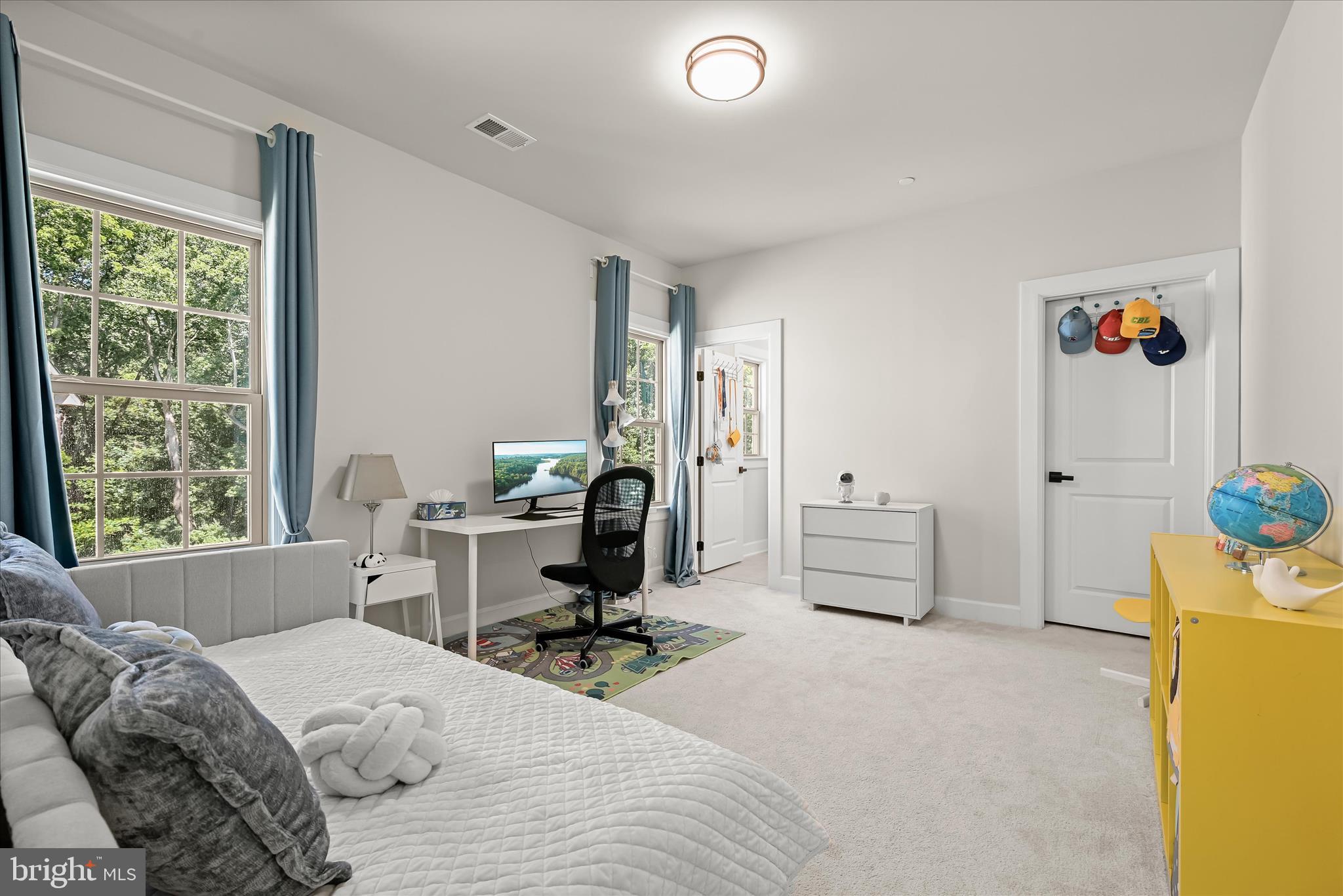 CEDAR CREEK - Residential