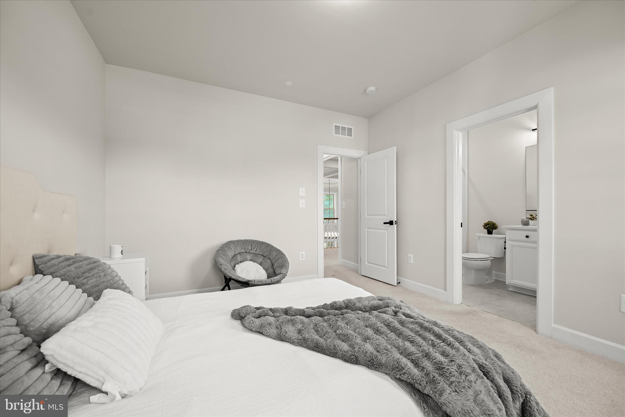 CEDAR CREEK - Residential