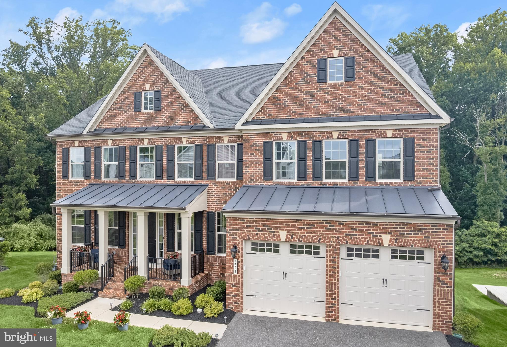 CEDAR CREEK - Residential
