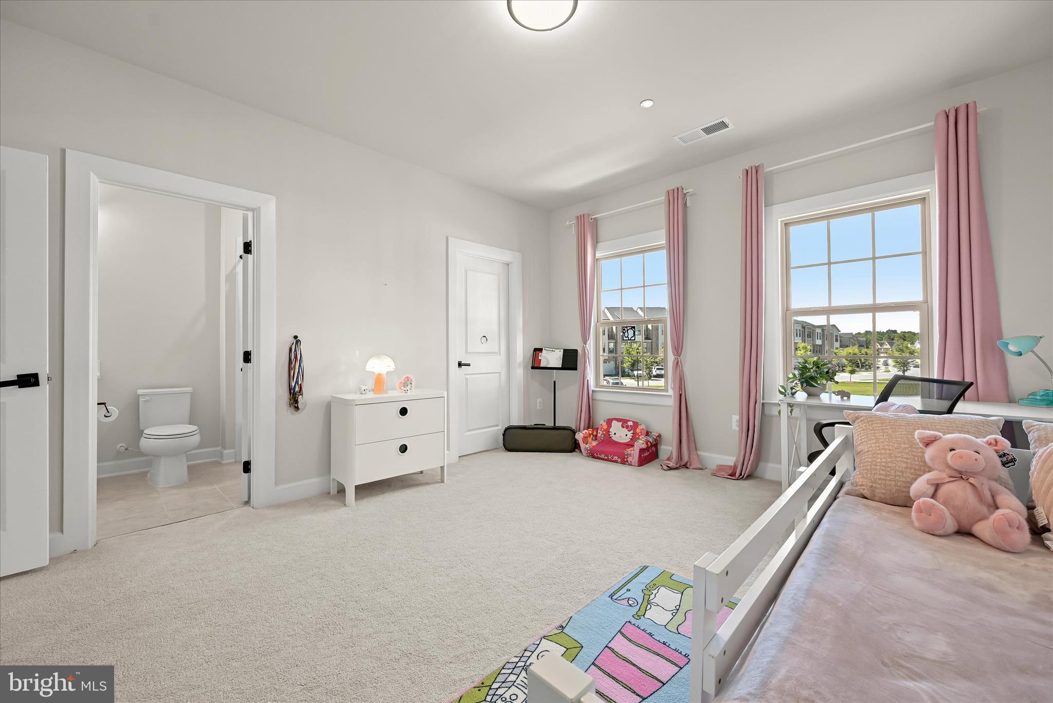 CEDAR CREEK - Residential