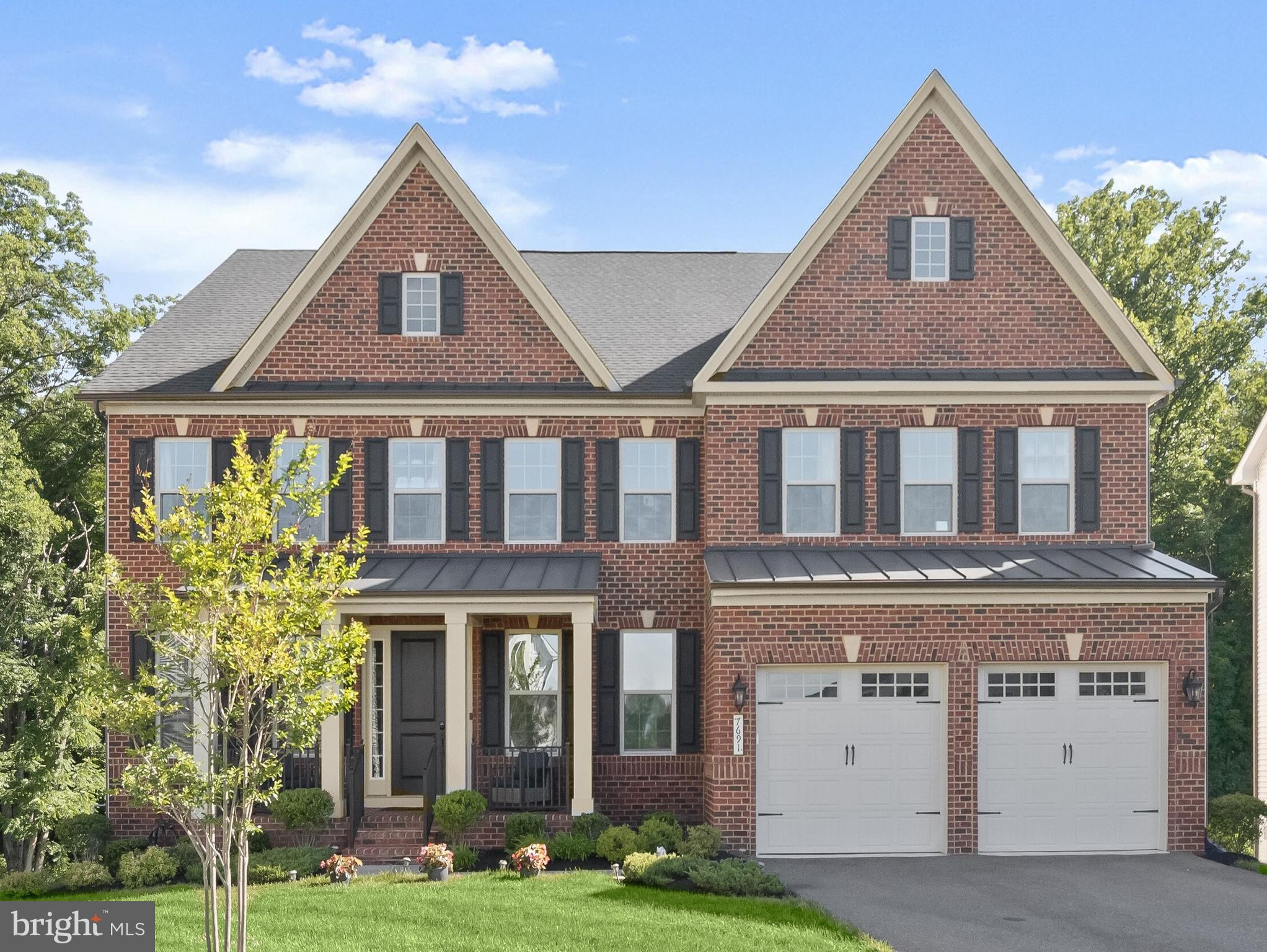 CEDAR CREEK - Residential
