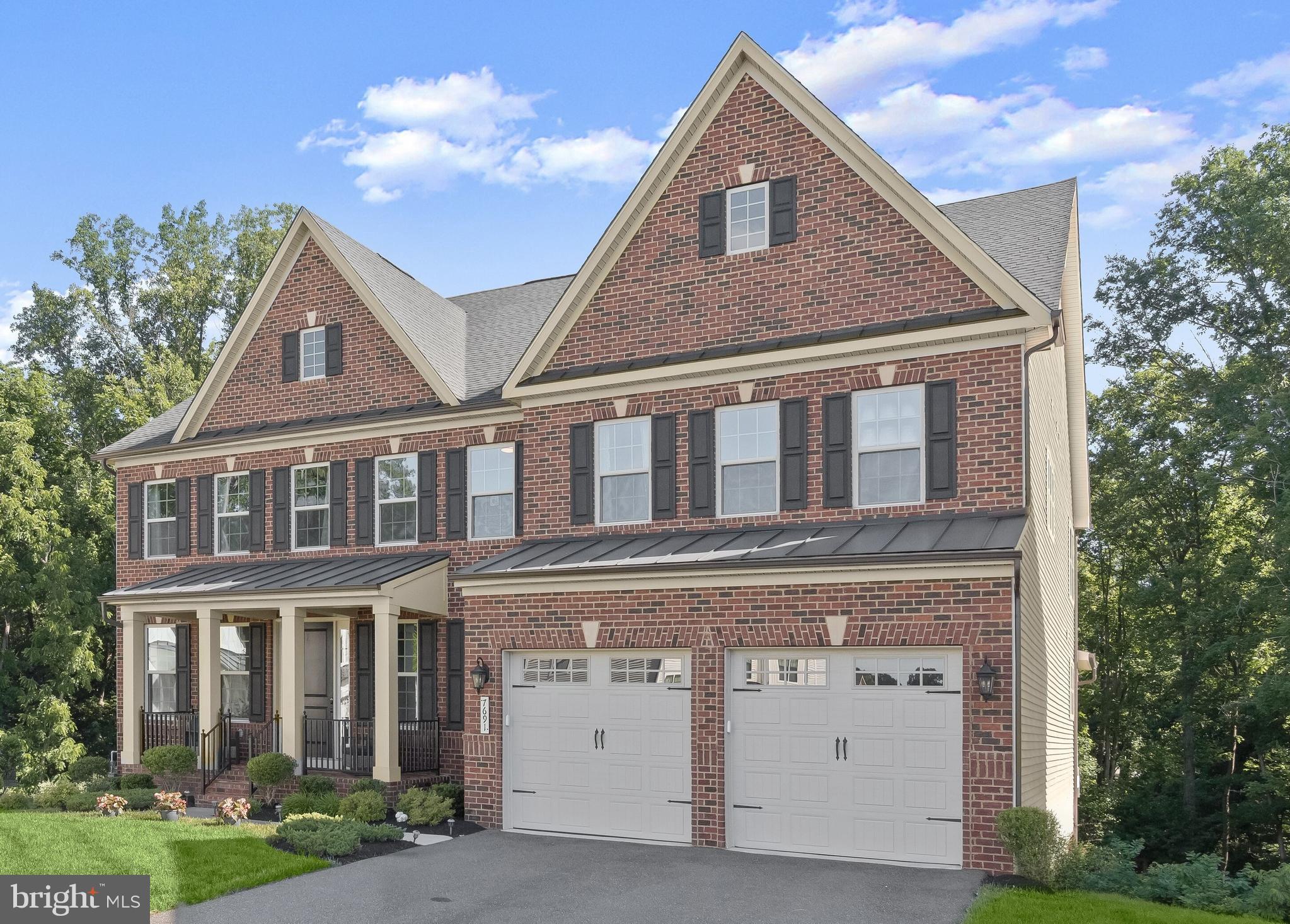 CEDAR CREEK - Residential